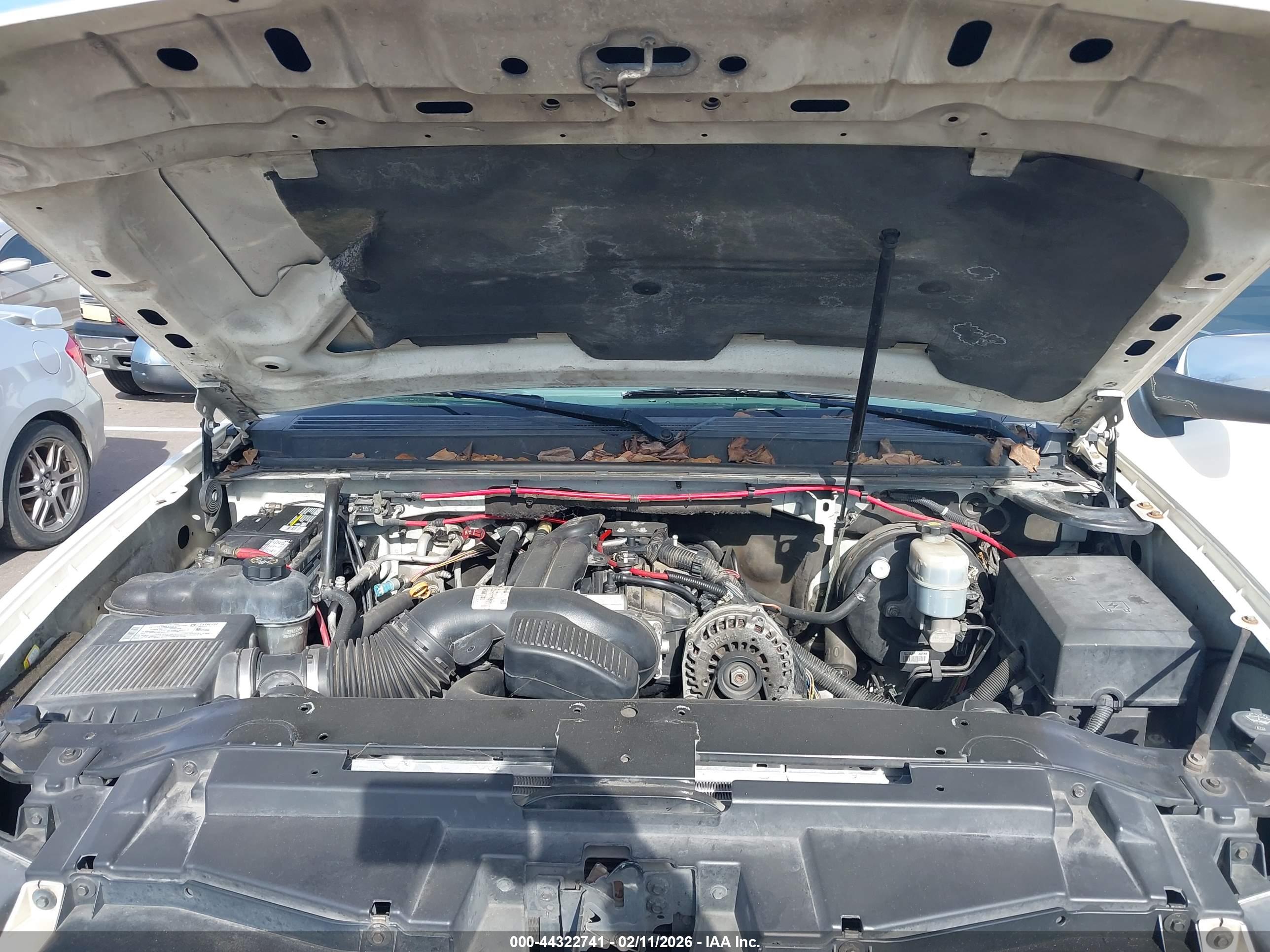 CHEVROLET SUBURBAN image 10