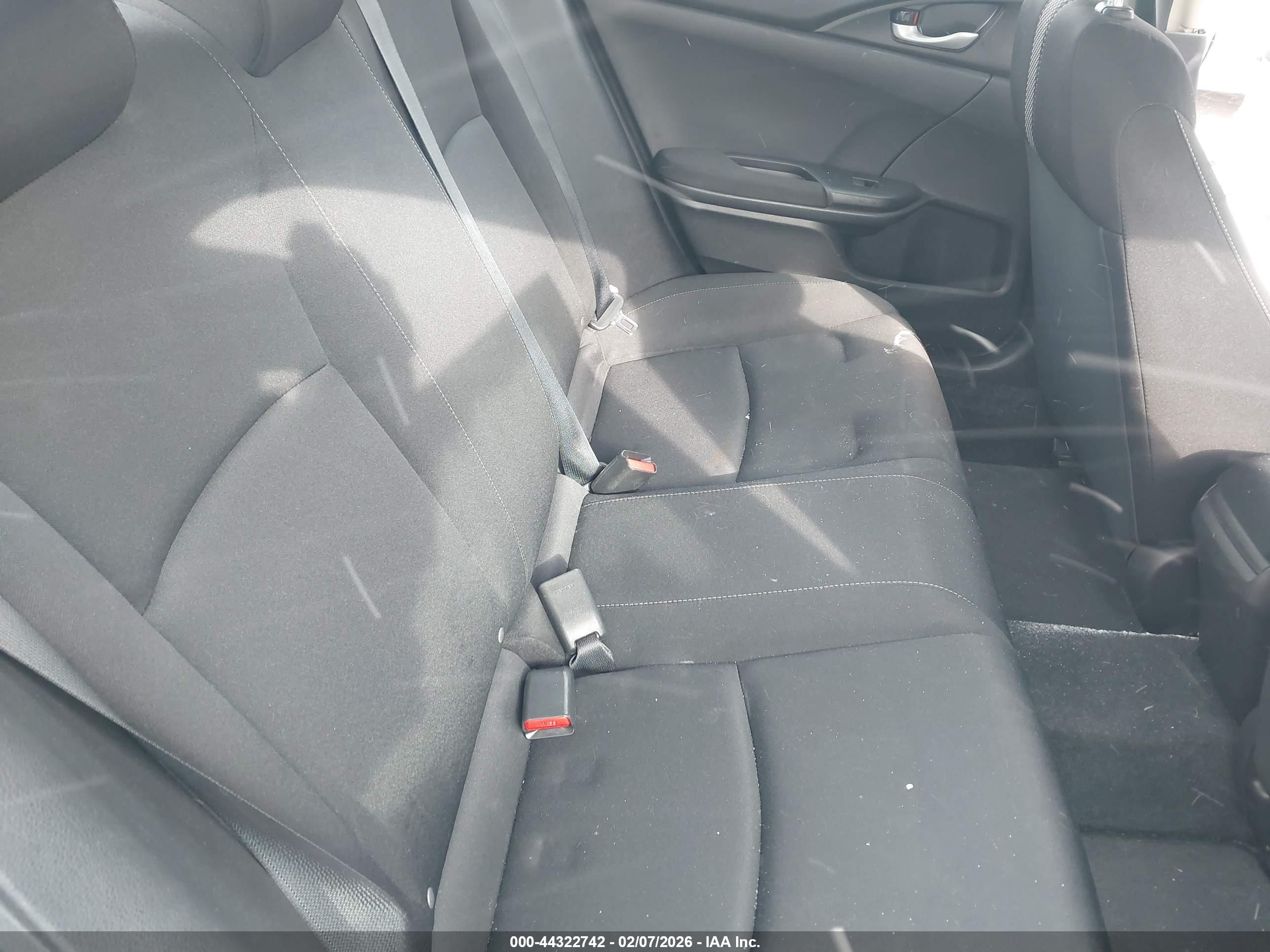 HONDA CIVIC image 8