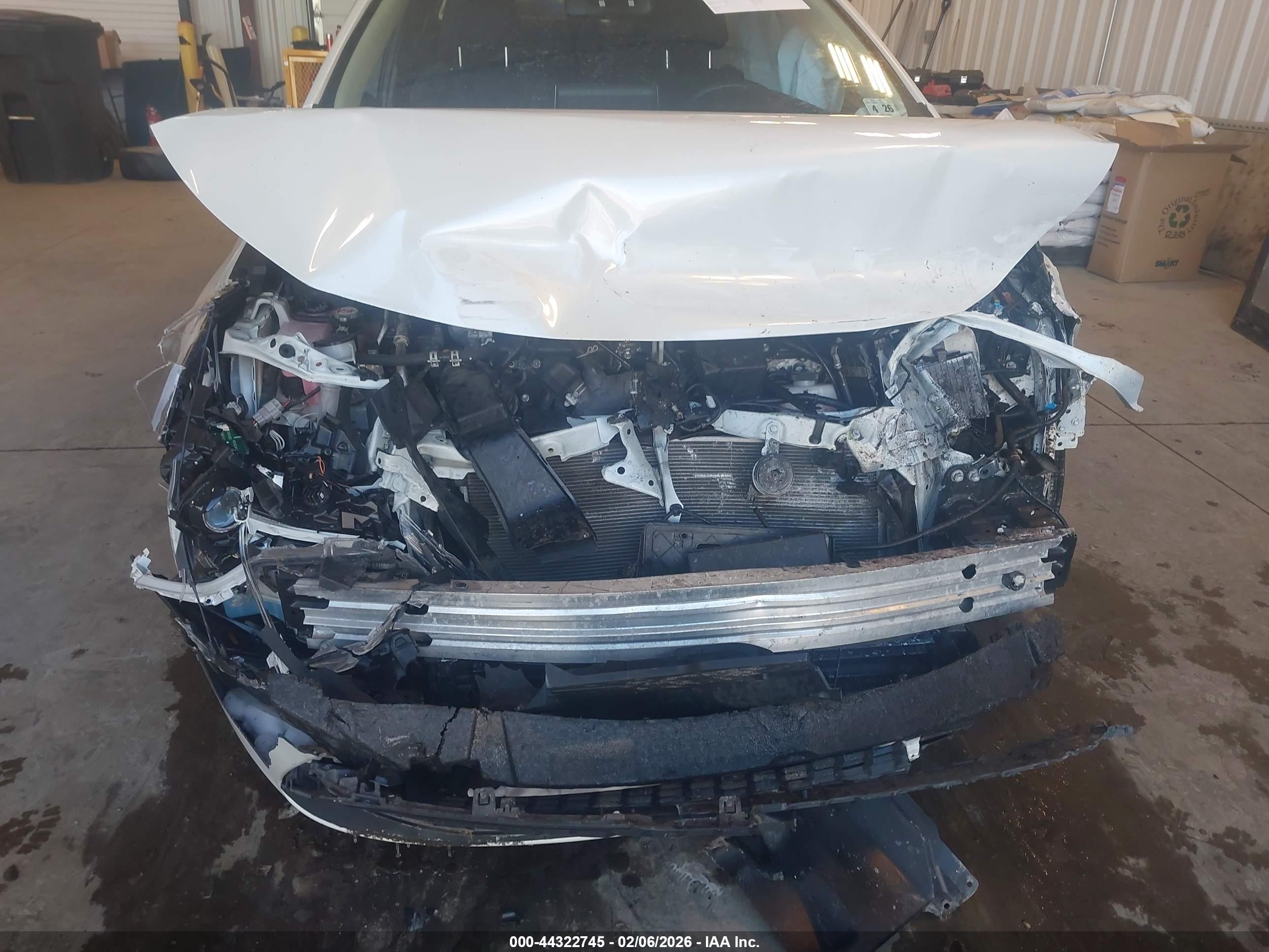 TOYOTA COROLLA image 6