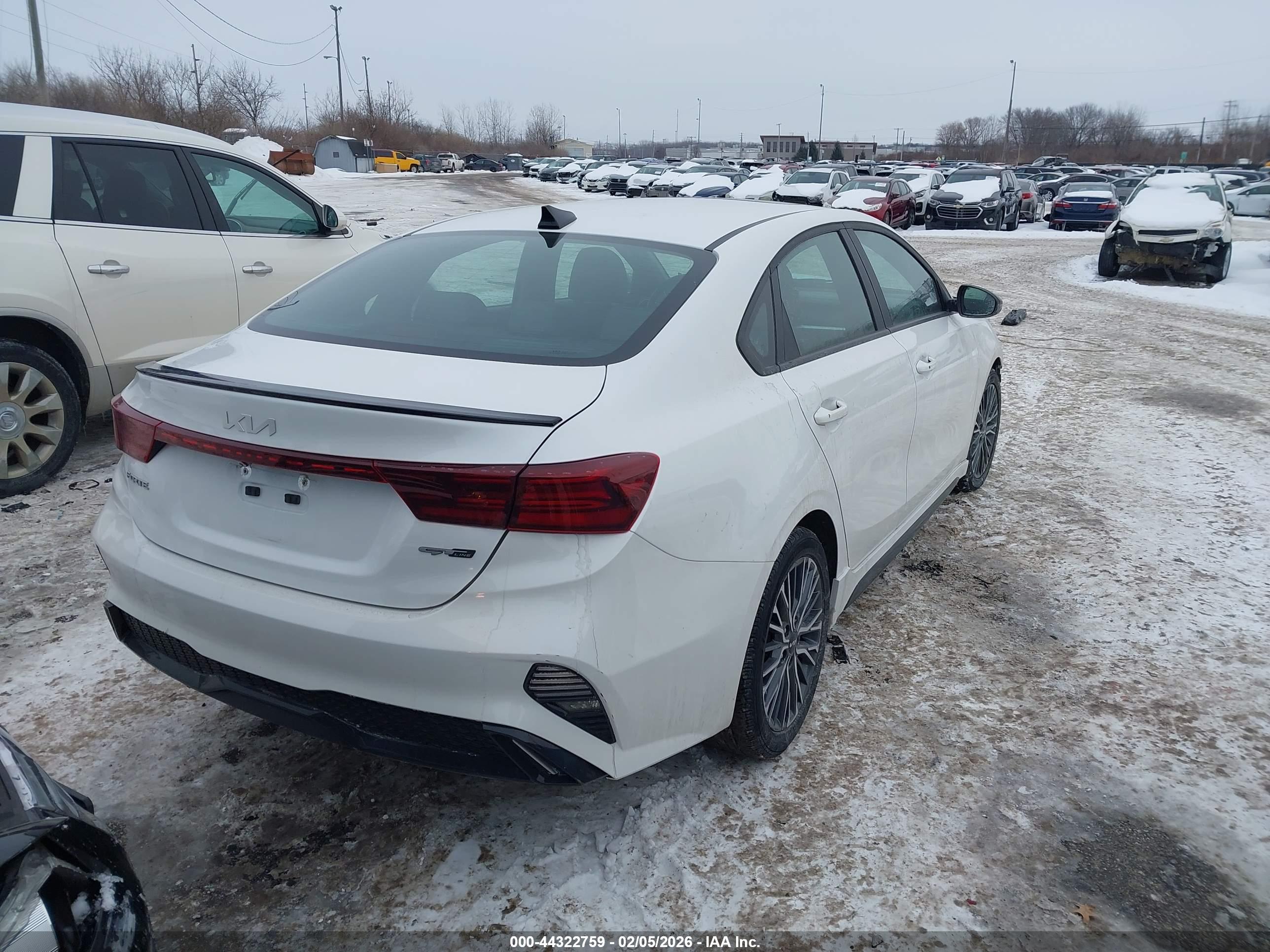KIA FORTE image 4