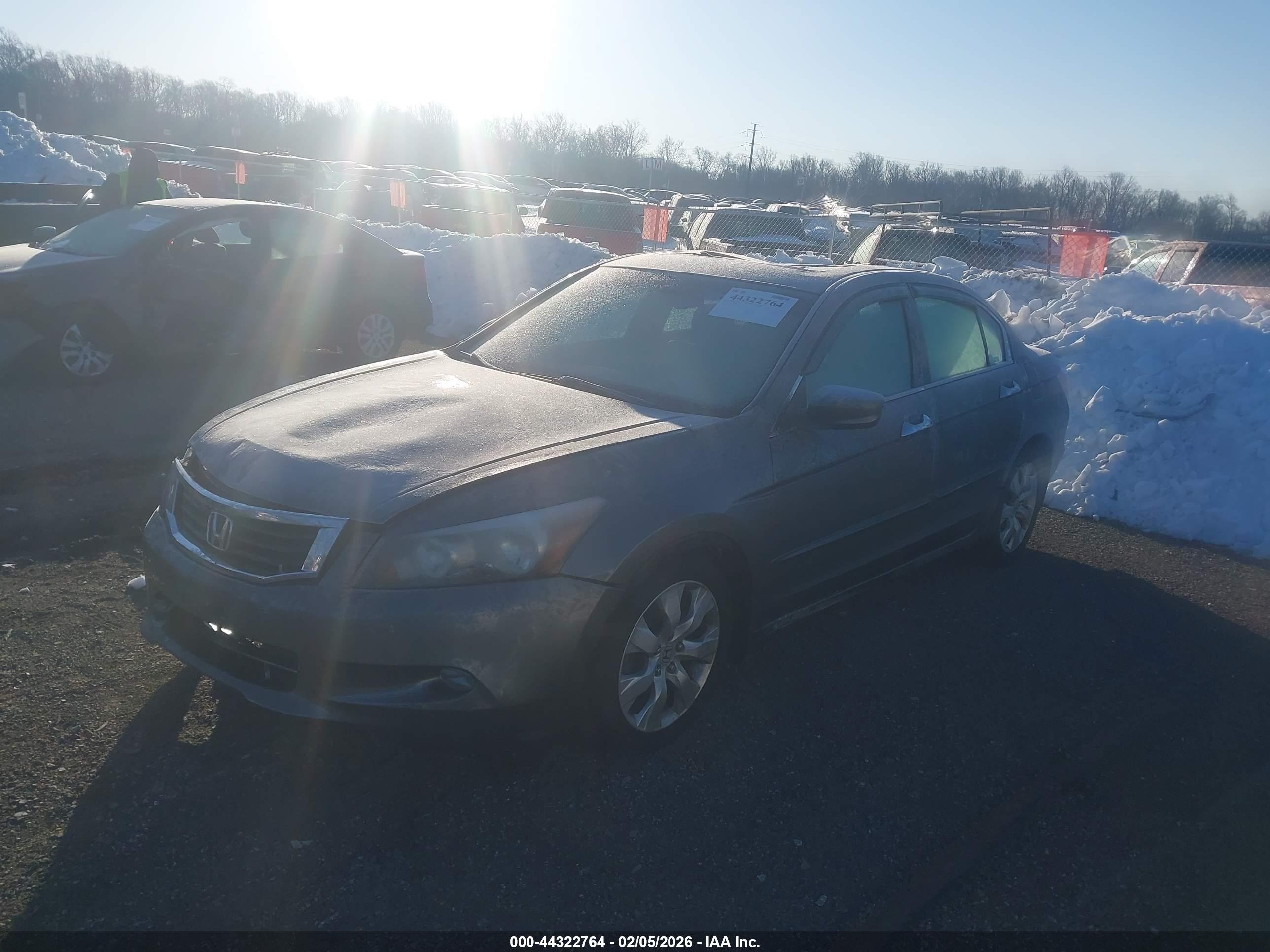 HONDA ACCORD image 2