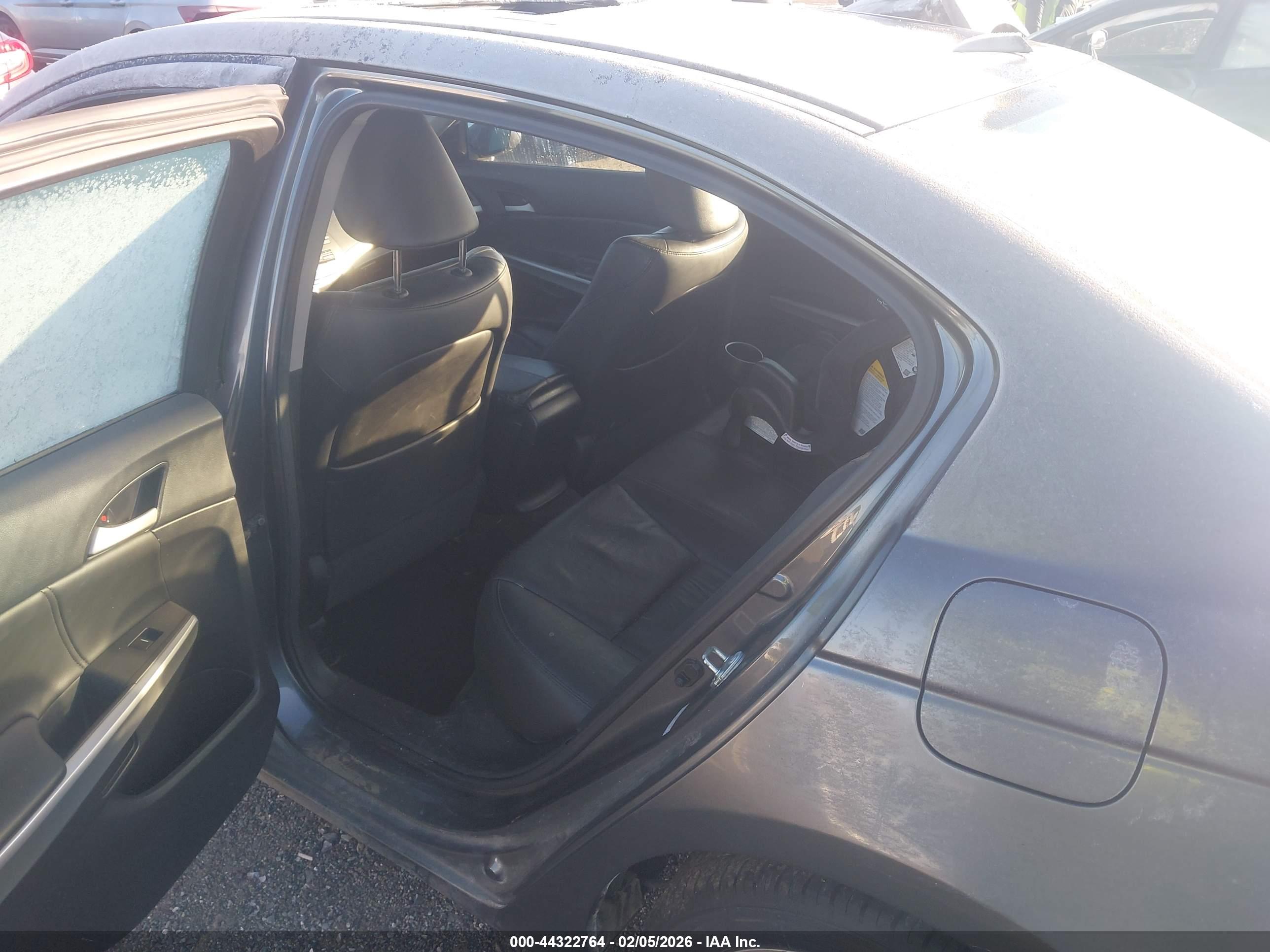 HONDA ACCORD image 8