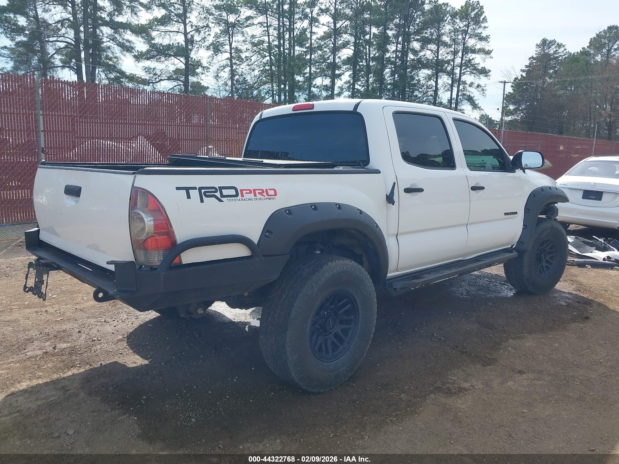 TOYOTA TACOMA image 4