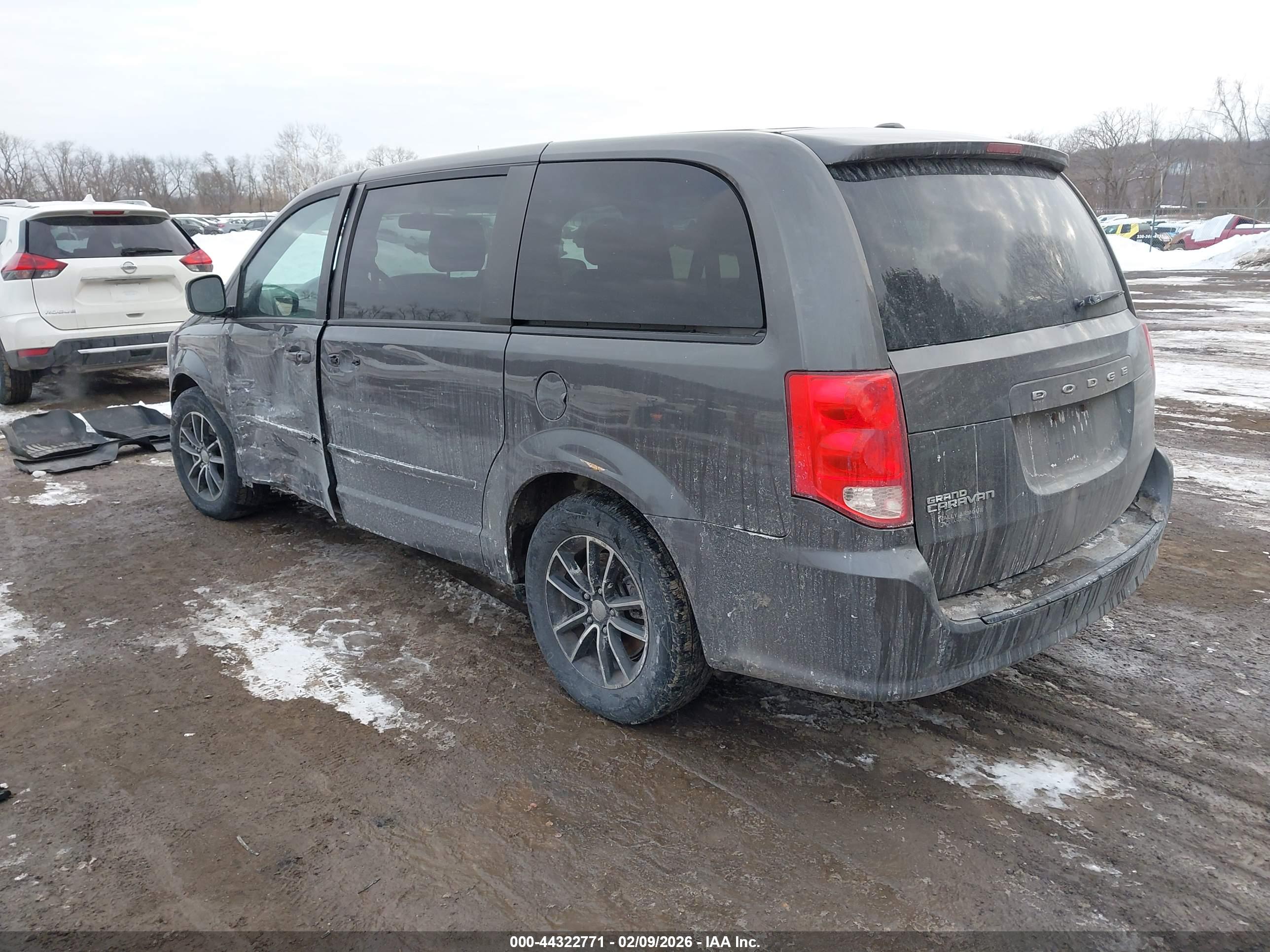 DODGE GRAND image 3