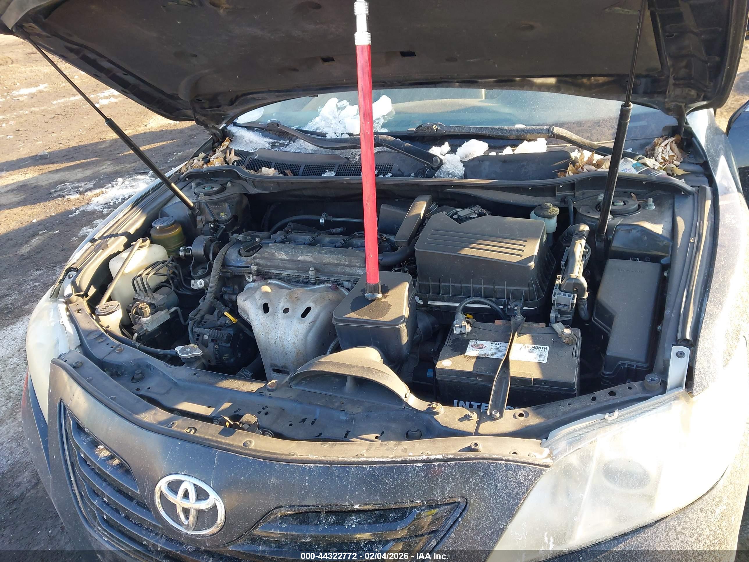 TOYOTA CAMRY image 10
