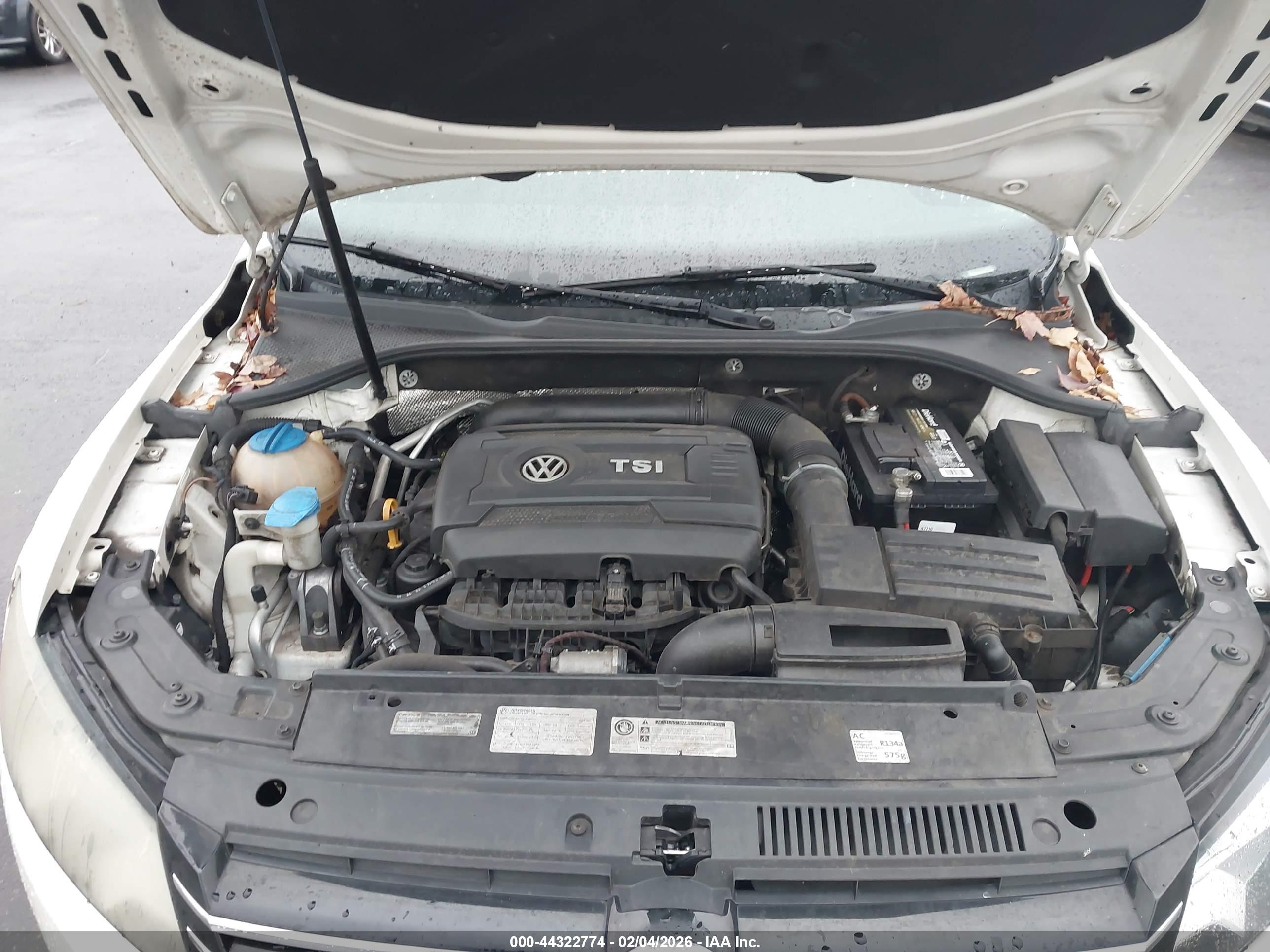 VOLKSWAGEN PASSAT image 10