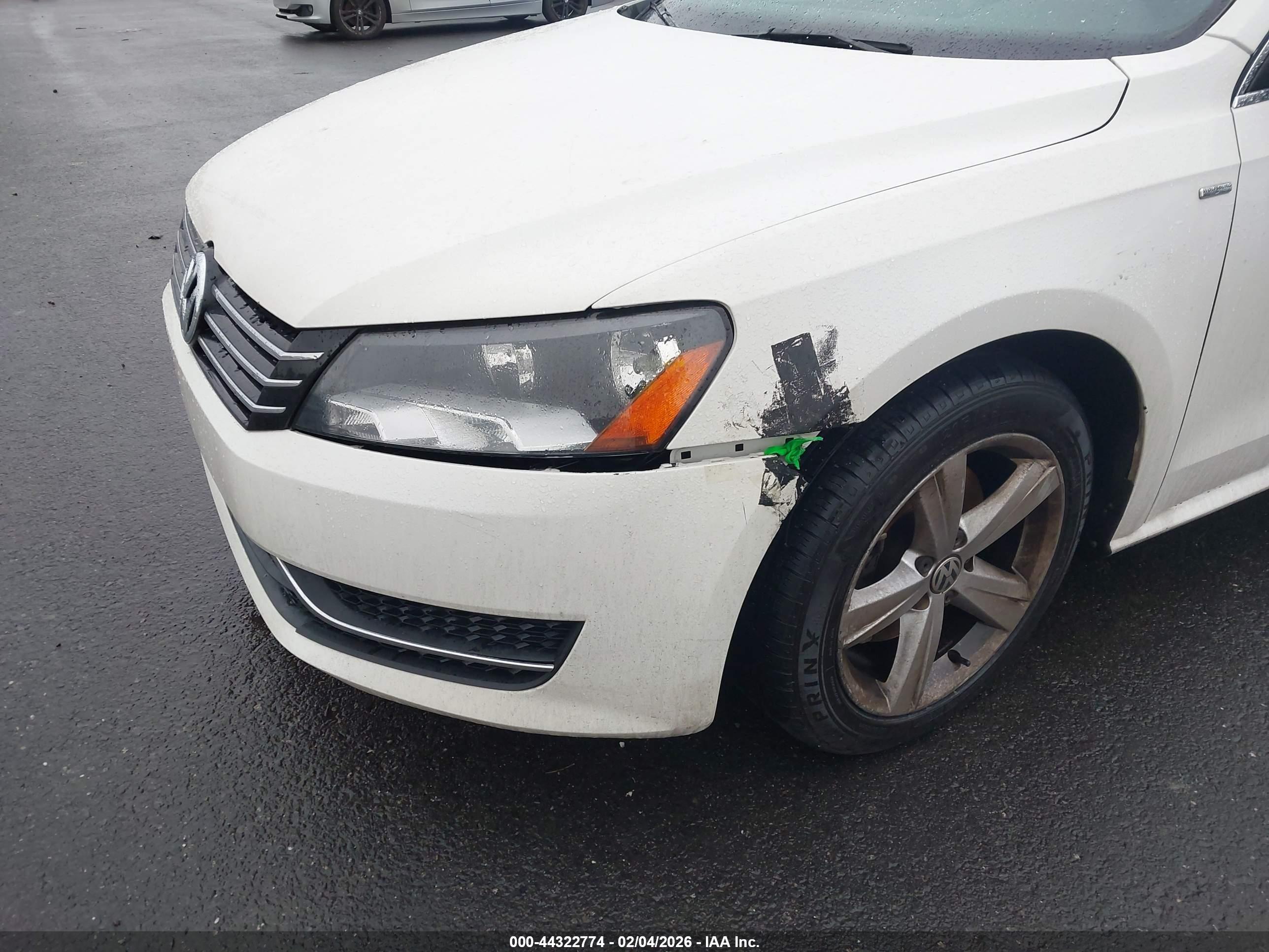 VOLKSWAGEN PASSAT image 6