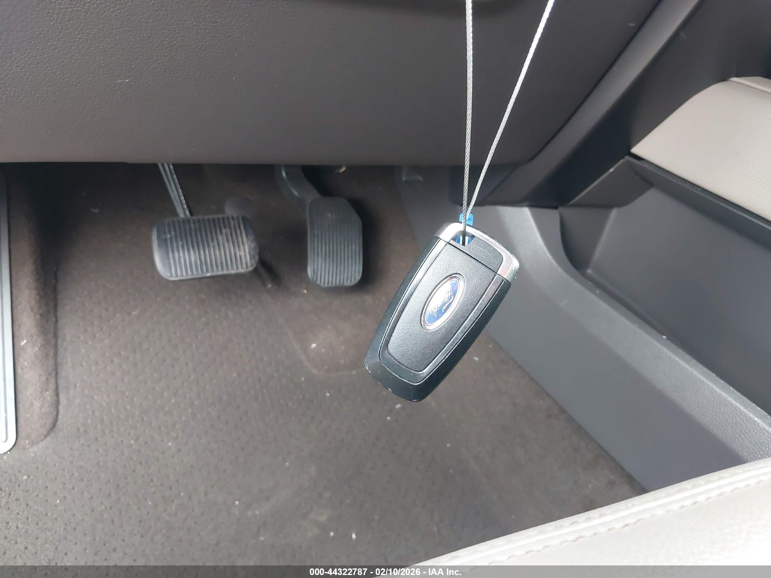 FORD EXPEDITION image 11