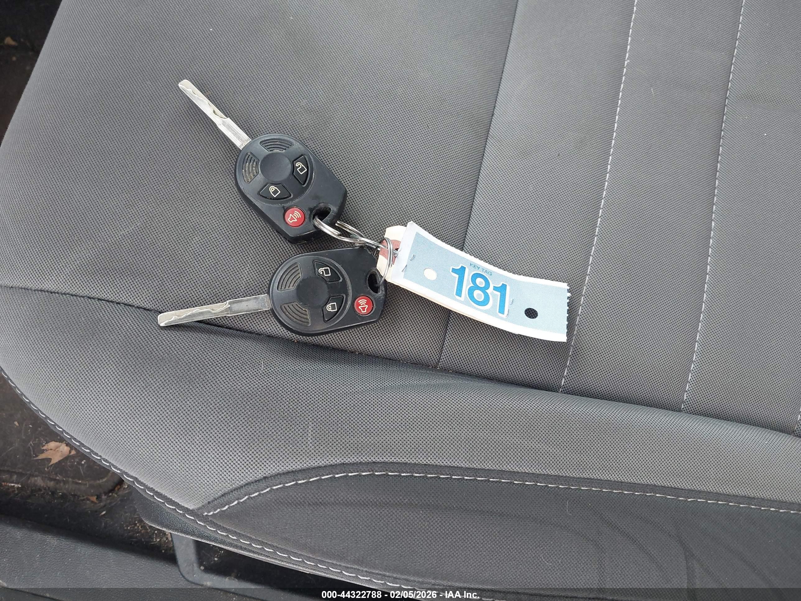 FORD ESCAPE image 11