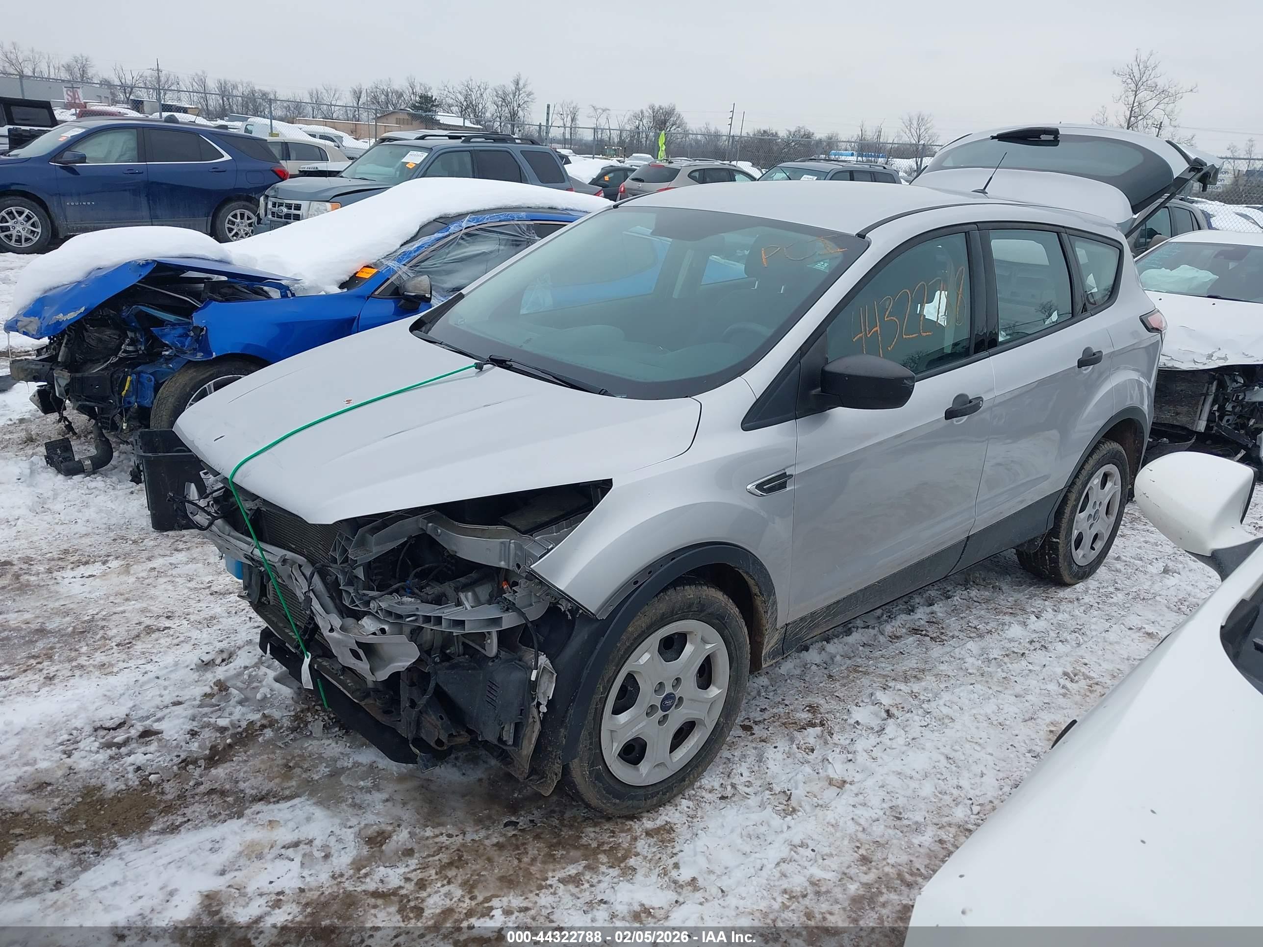 FORD ESCAPE image 2
