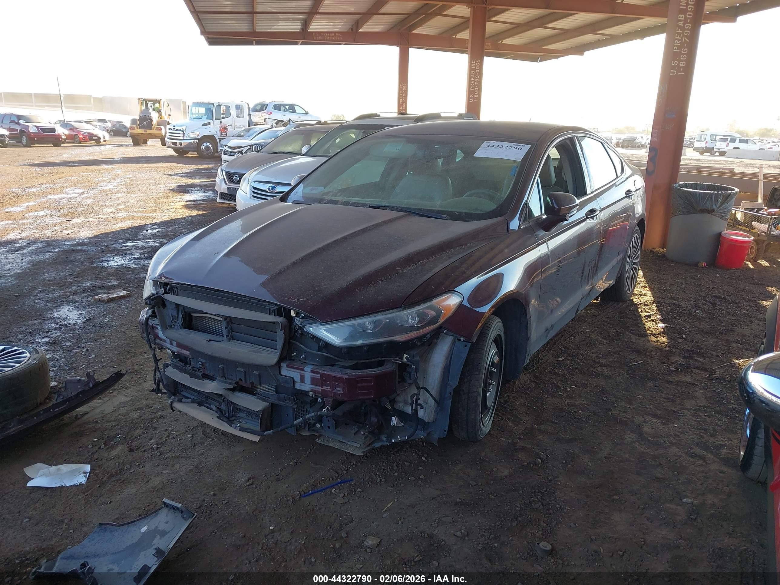 FORD FUSION image 2