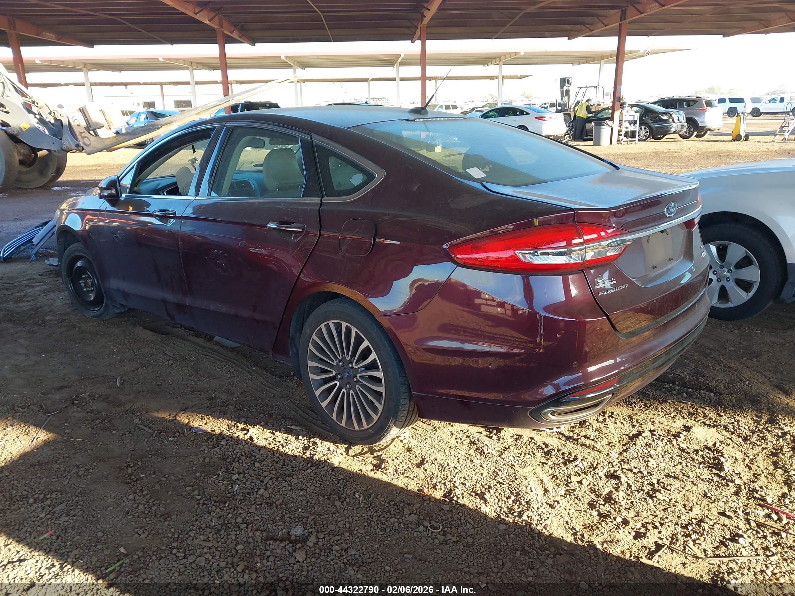 FORD FUSION image 3