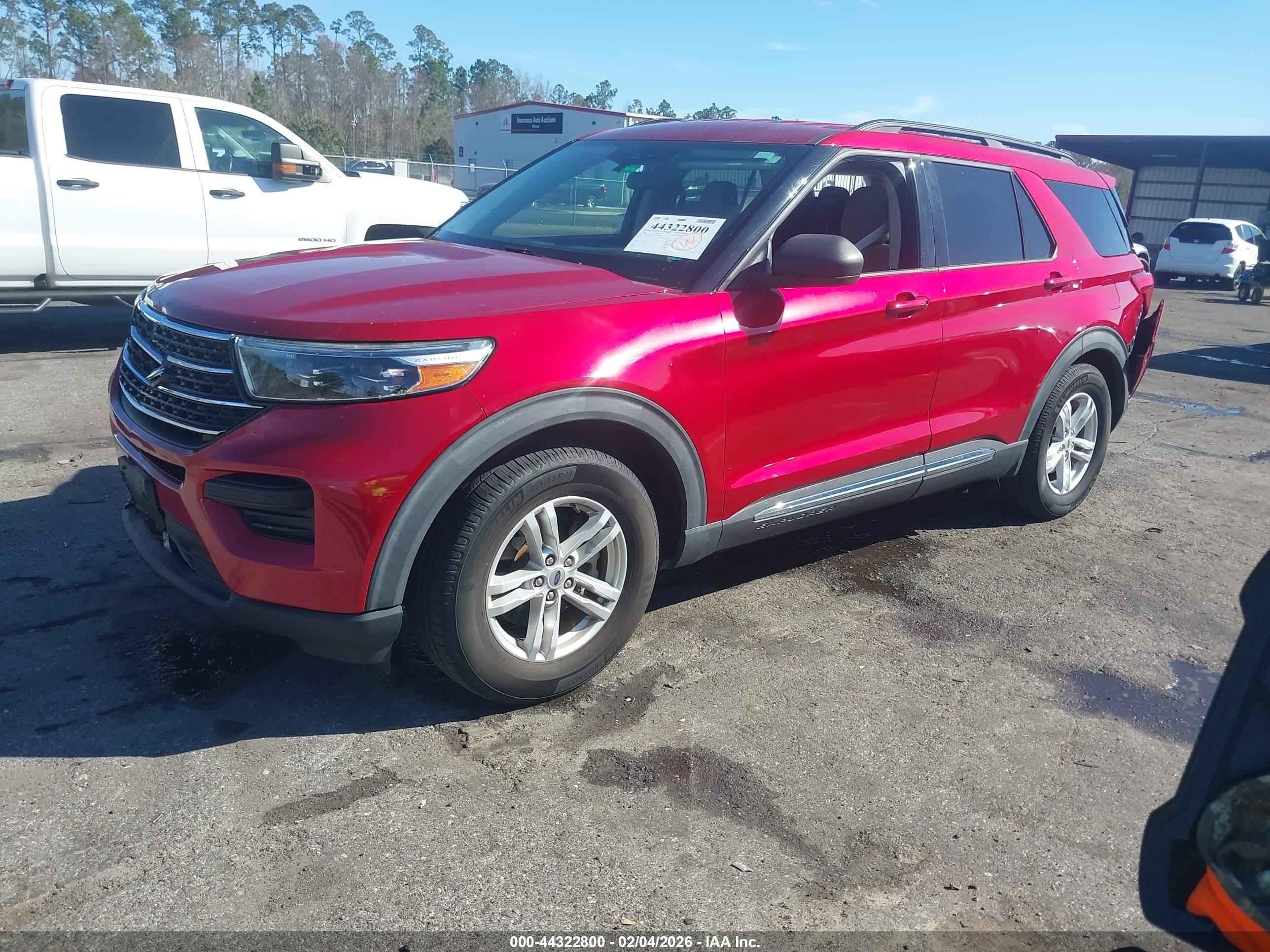 FORD EXPLORER image 2