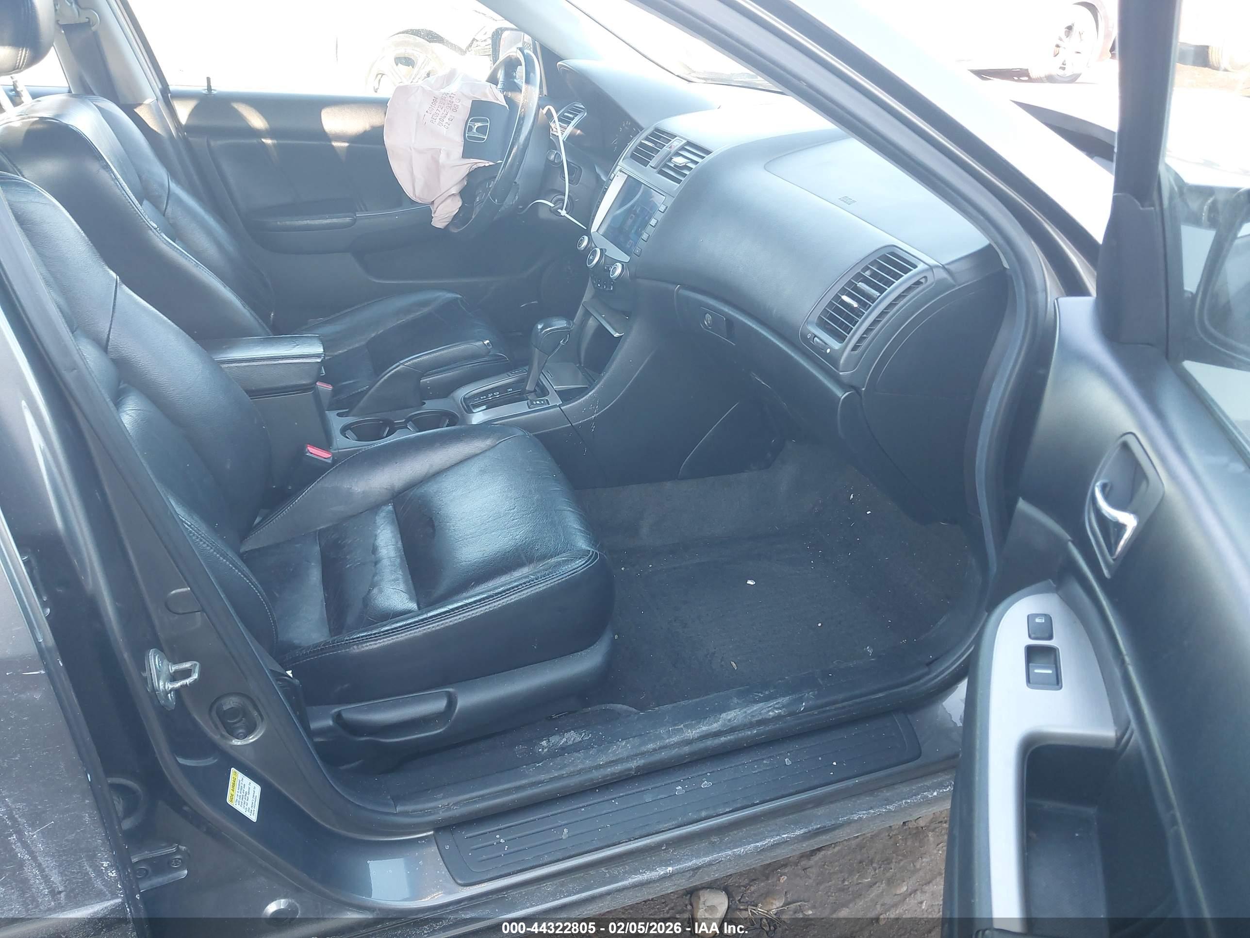 HONDA ACCORD image 5