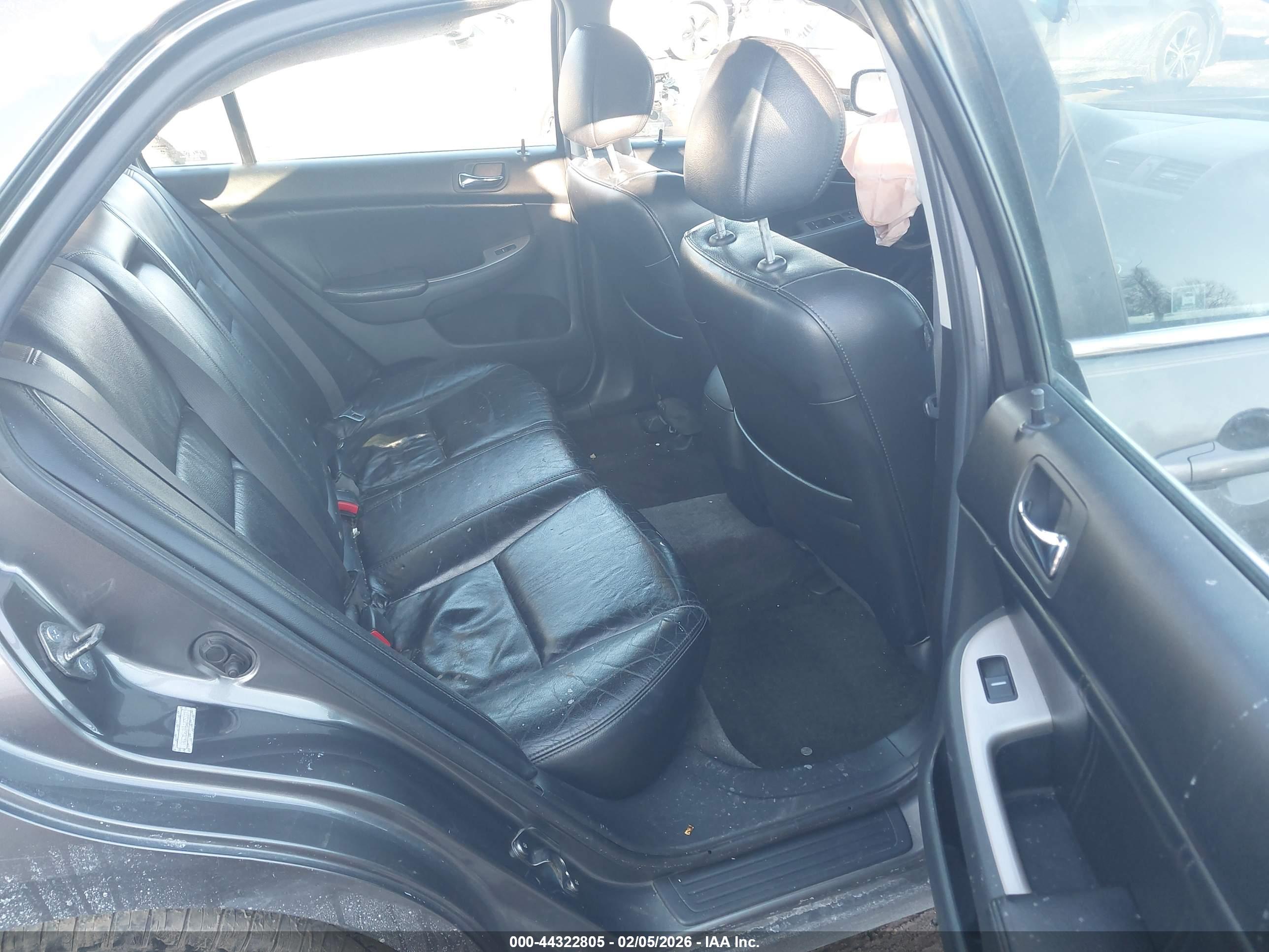 HONDA ACCORD image 8