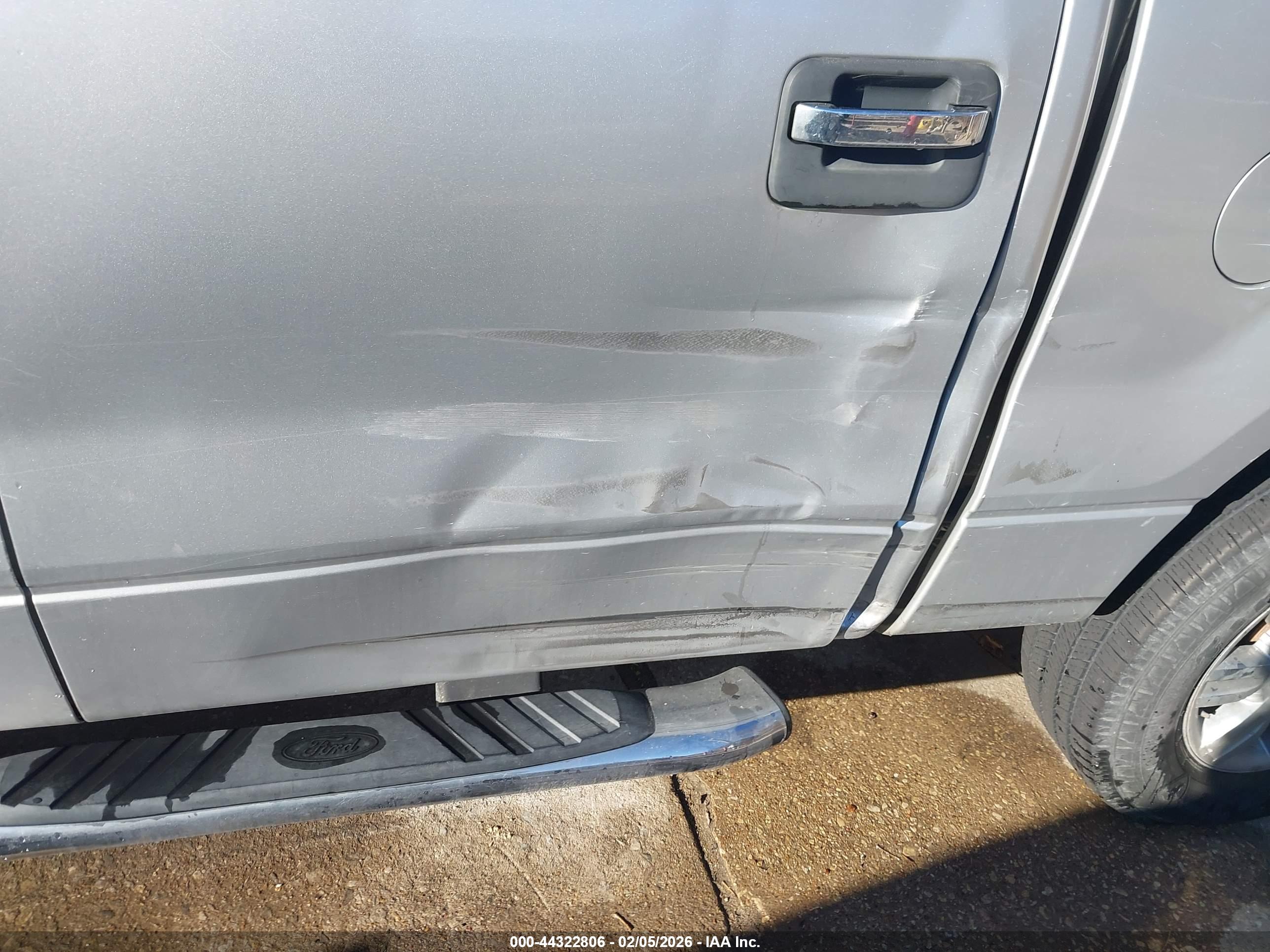 FORD F-150 image 6