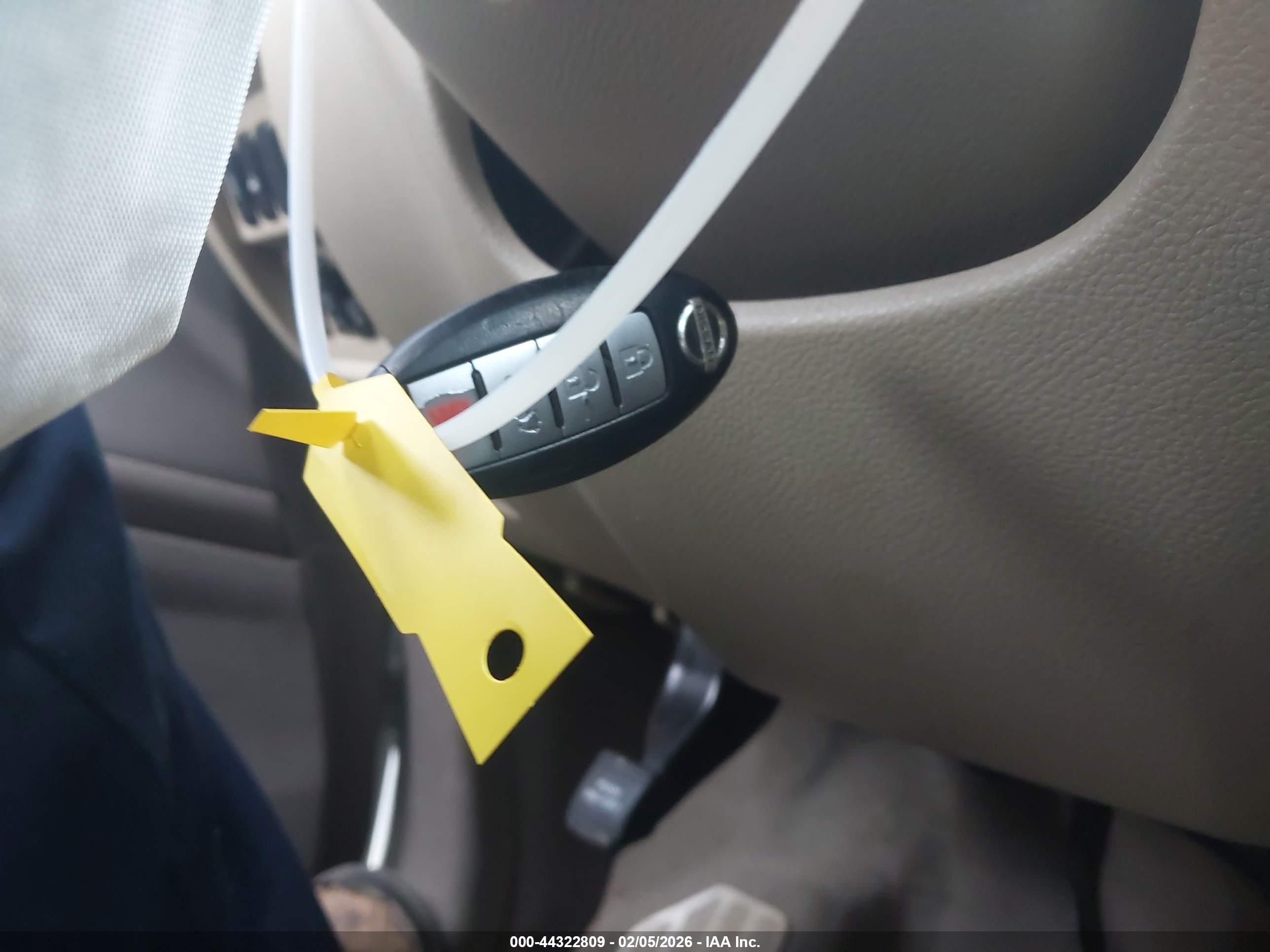 NISSAN MURANO image 11