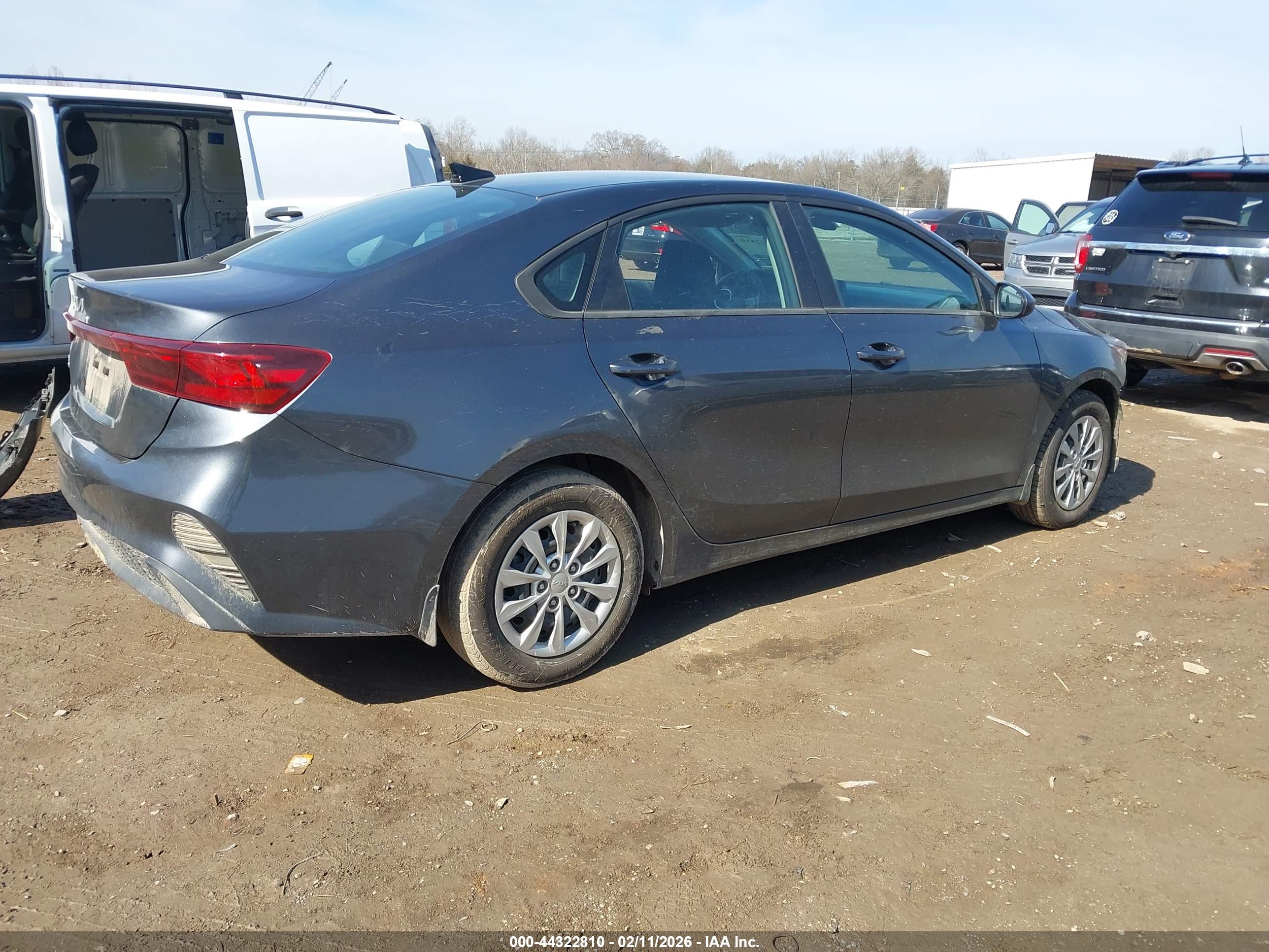 KIA FORTE image 4