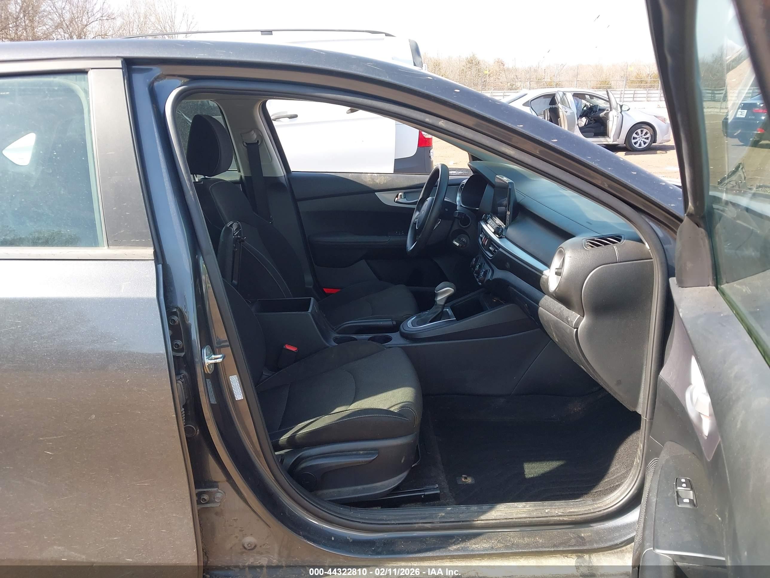 KIA FORTE image 5