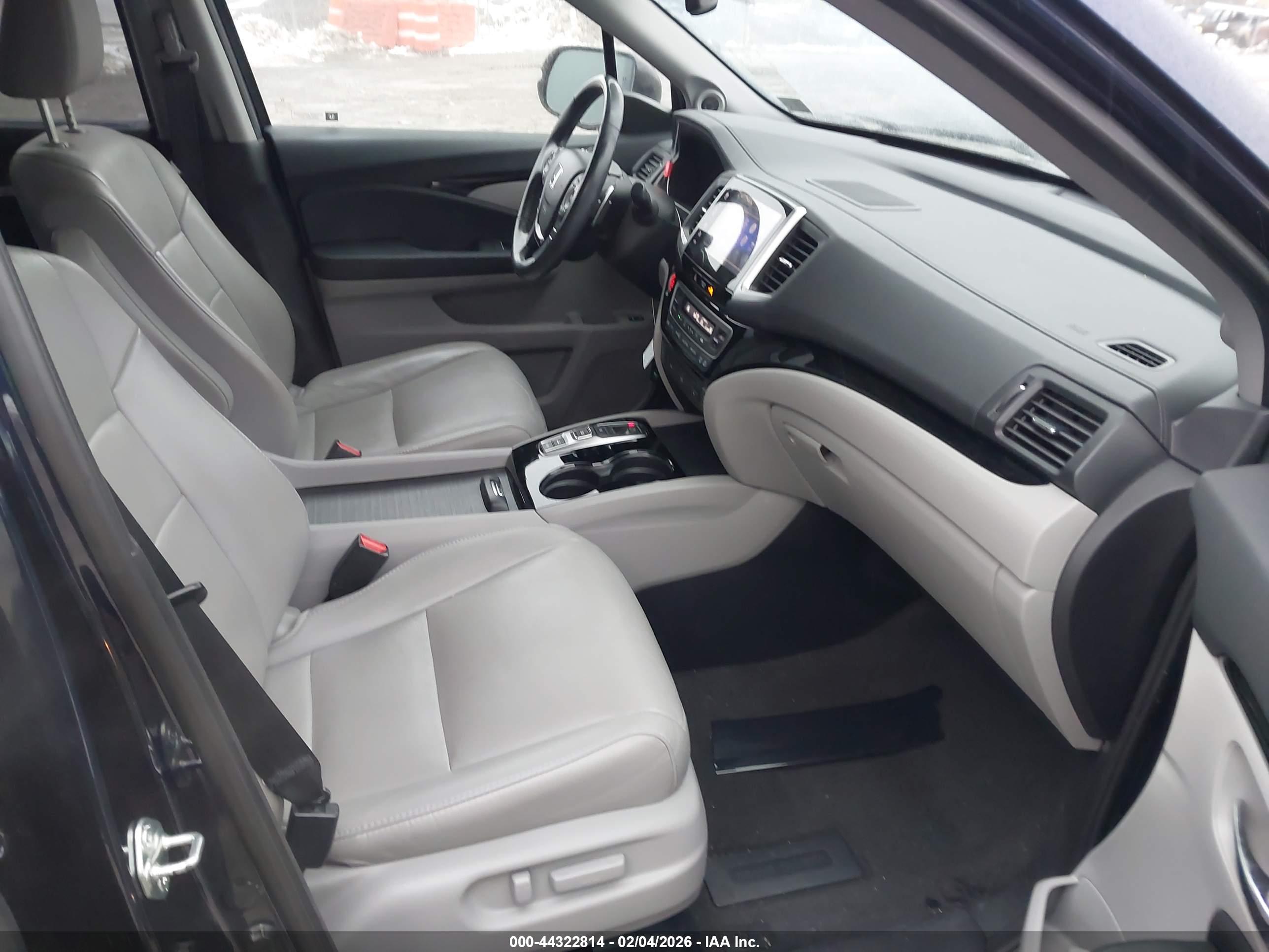 HONDA PILOT image 5