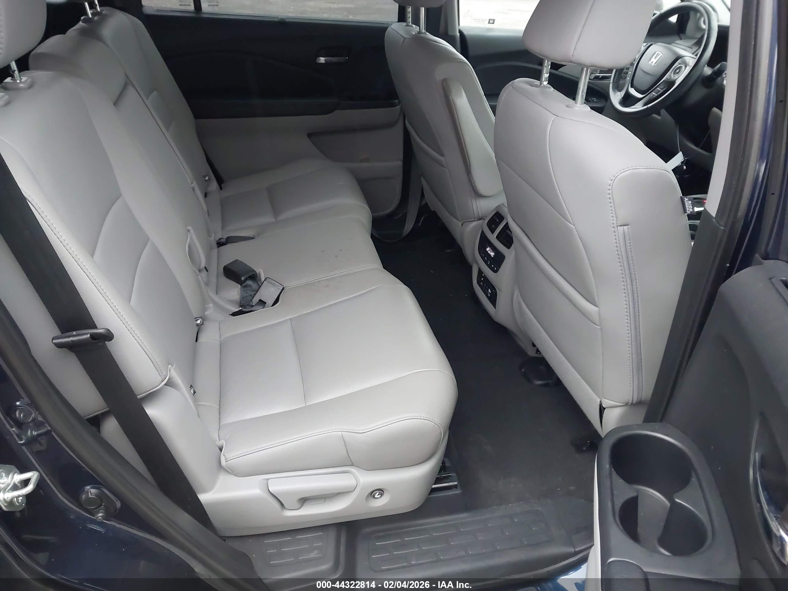 HONDA PILOT image 8