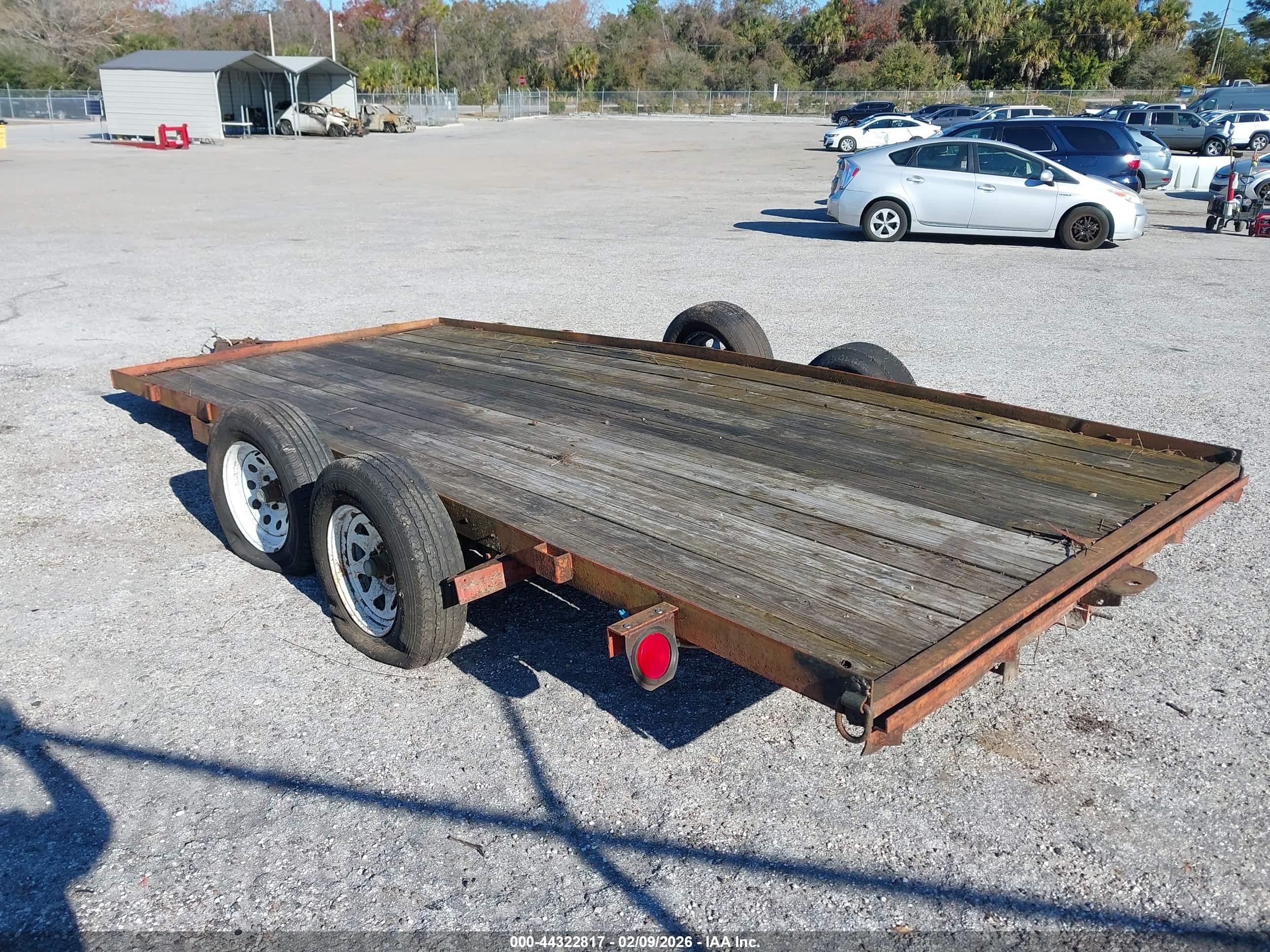 TRAILER UTILITY image 3