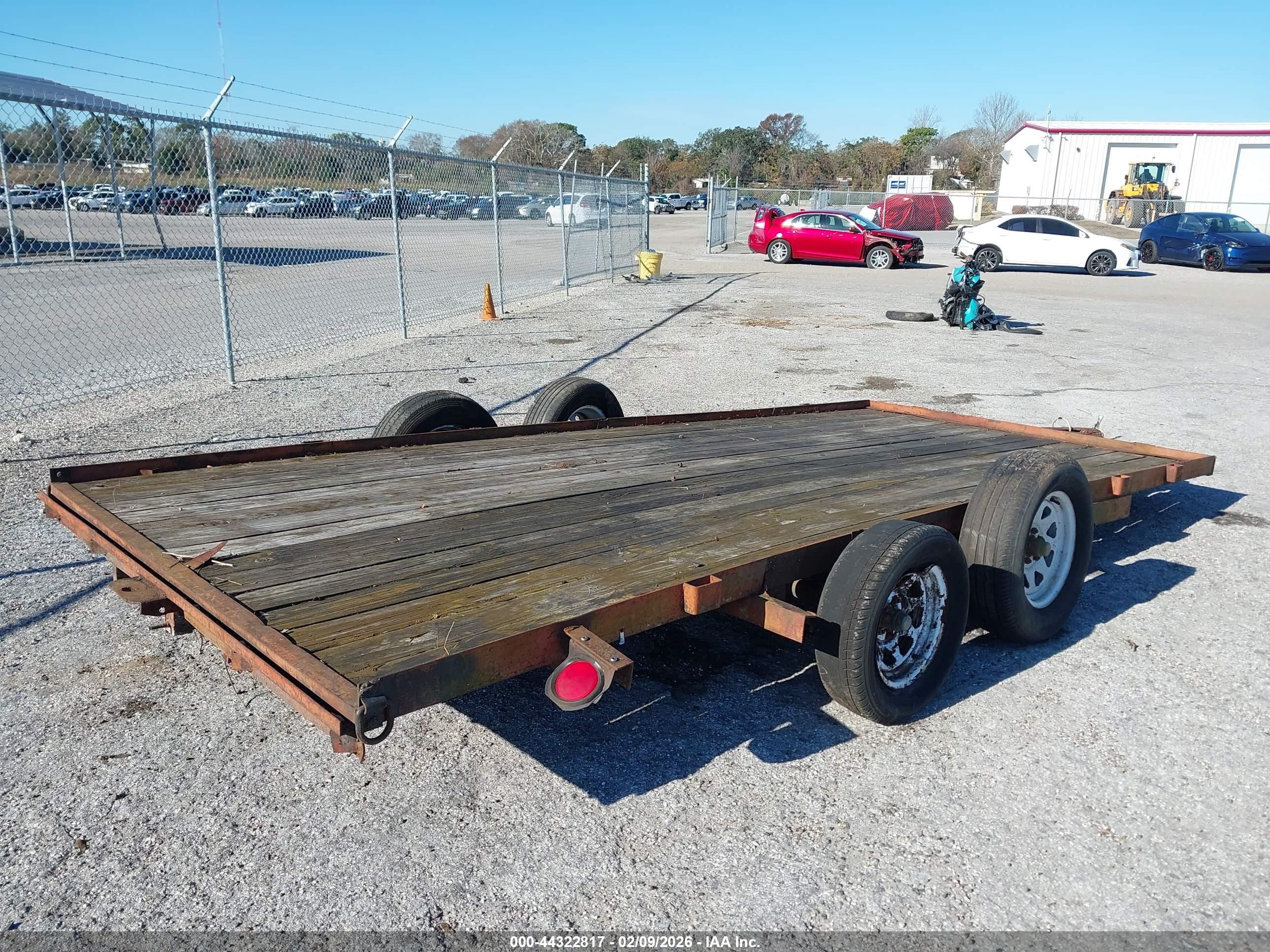 TRAILER UTILITY image 4