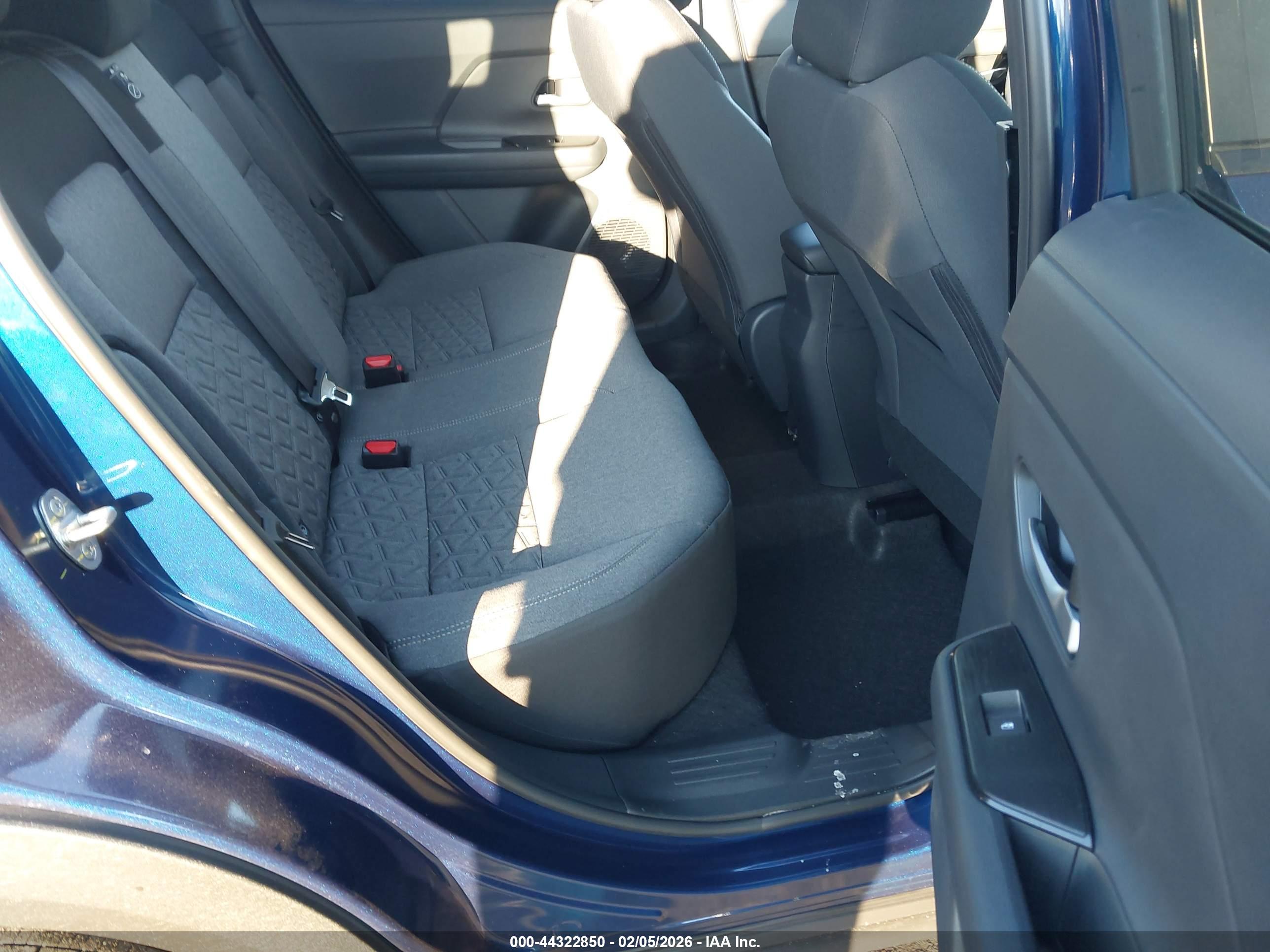 NISSAN KICKS image 8