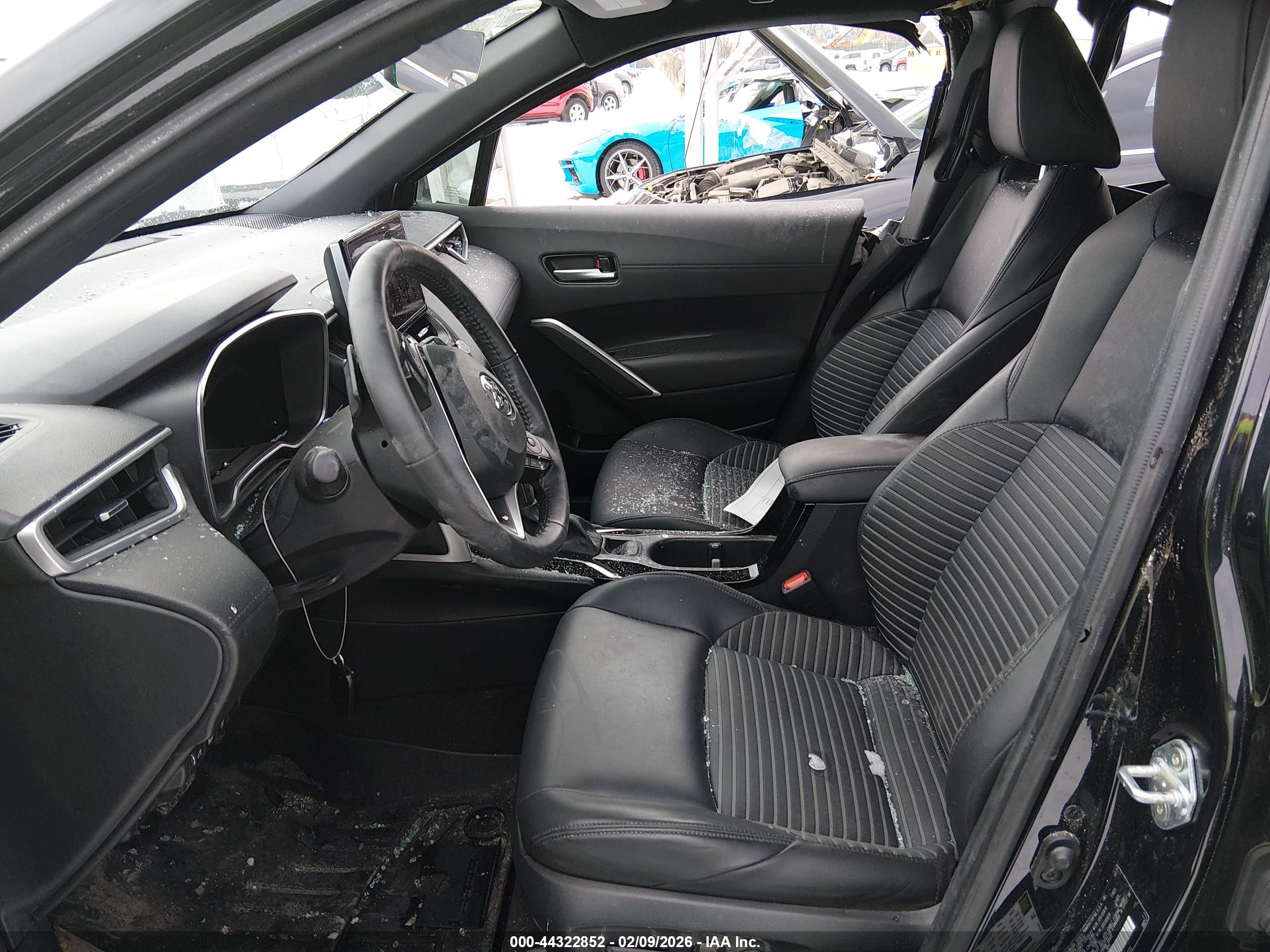 TOYOTA COROLLA image 5