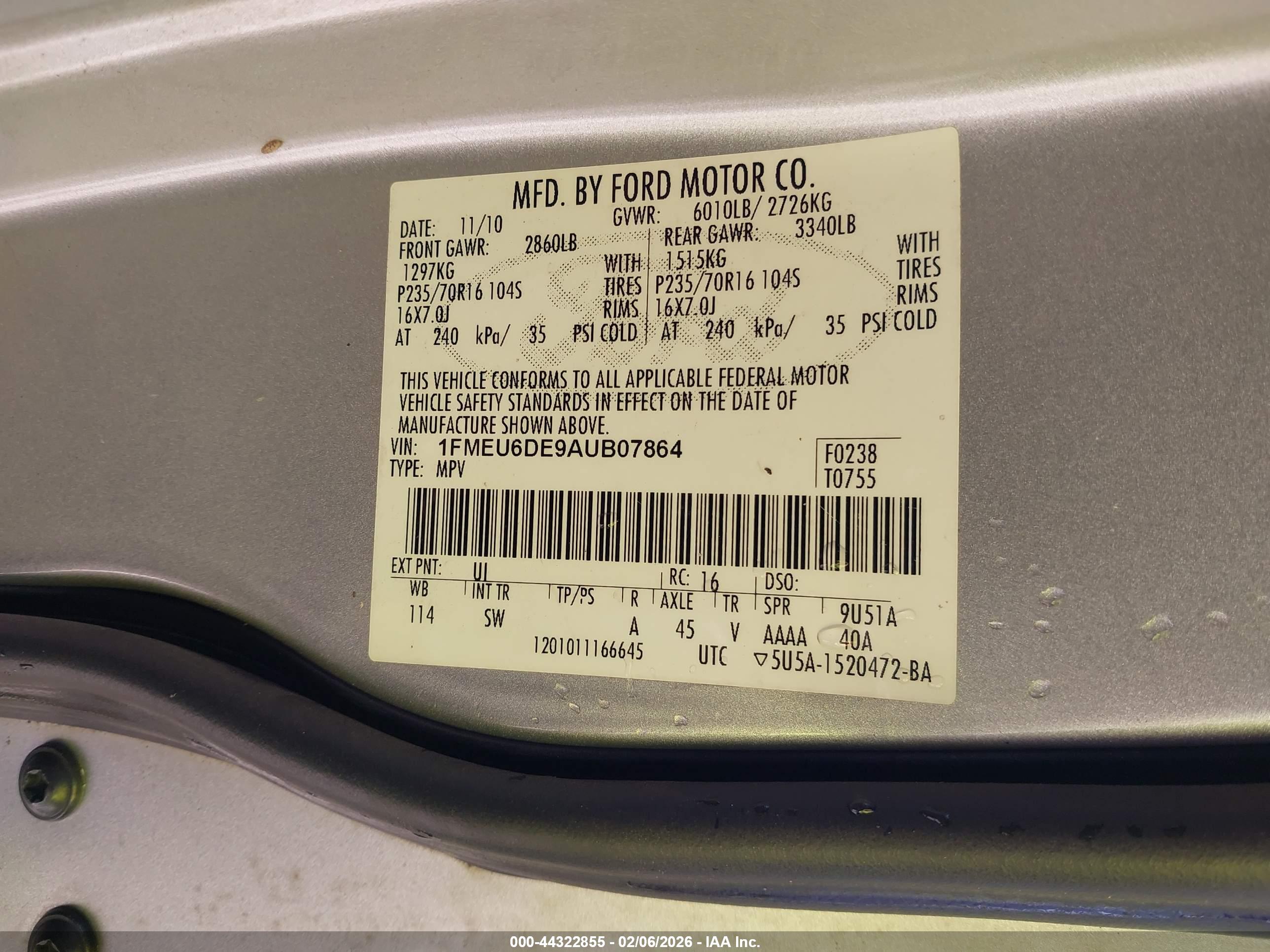 FORD EXPLORER image 9