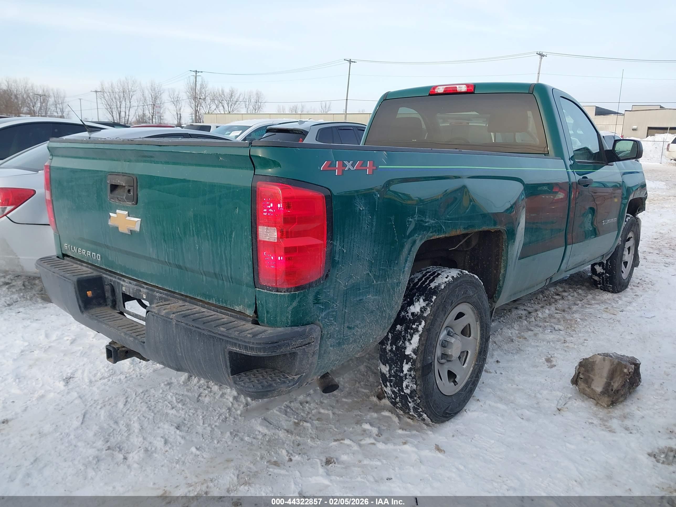 CHEVROLET SILVERADO image 4