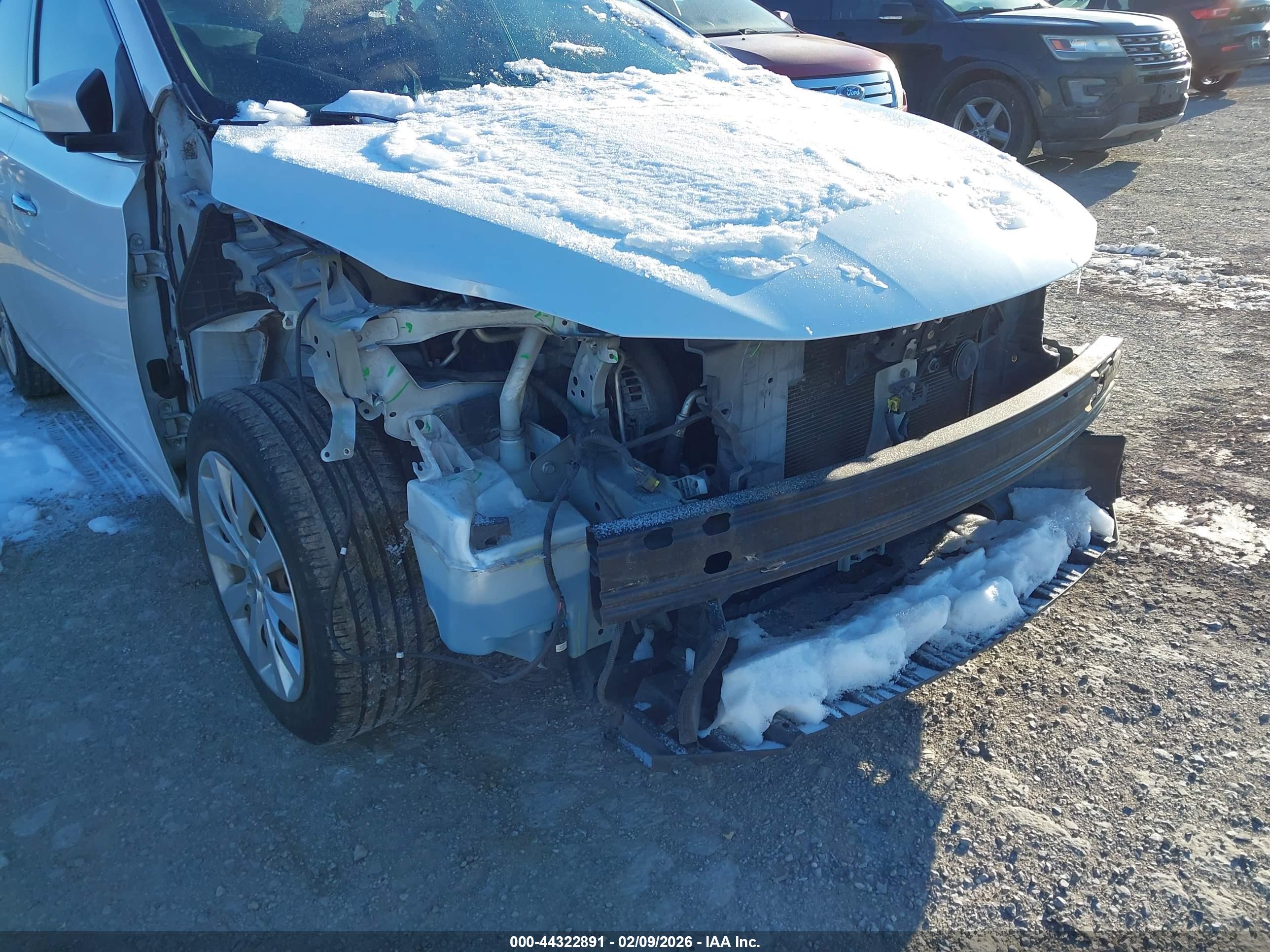 NISSAN SENTRA image 6
