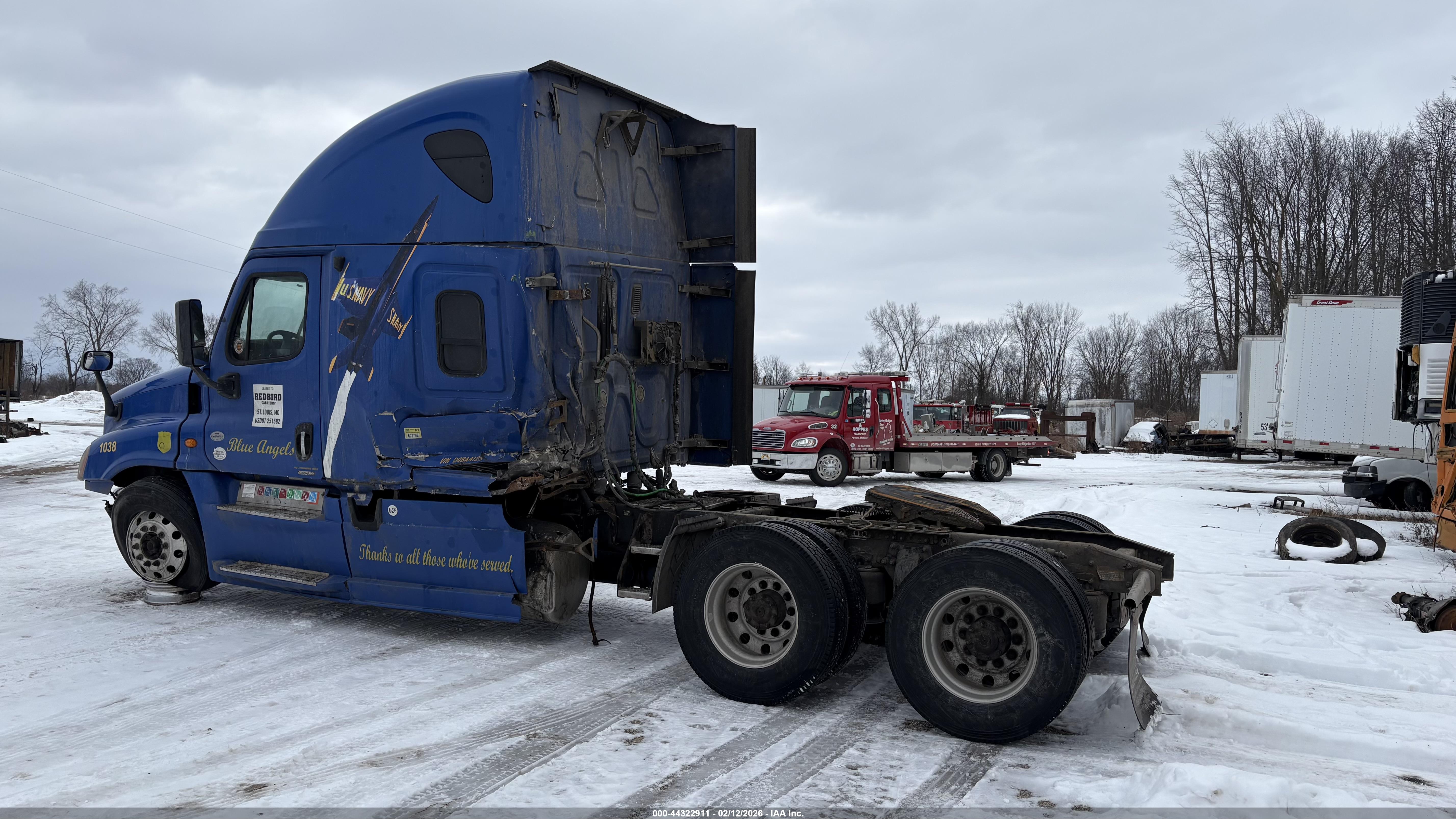 FREIGHTLINER CASCADIA image 3