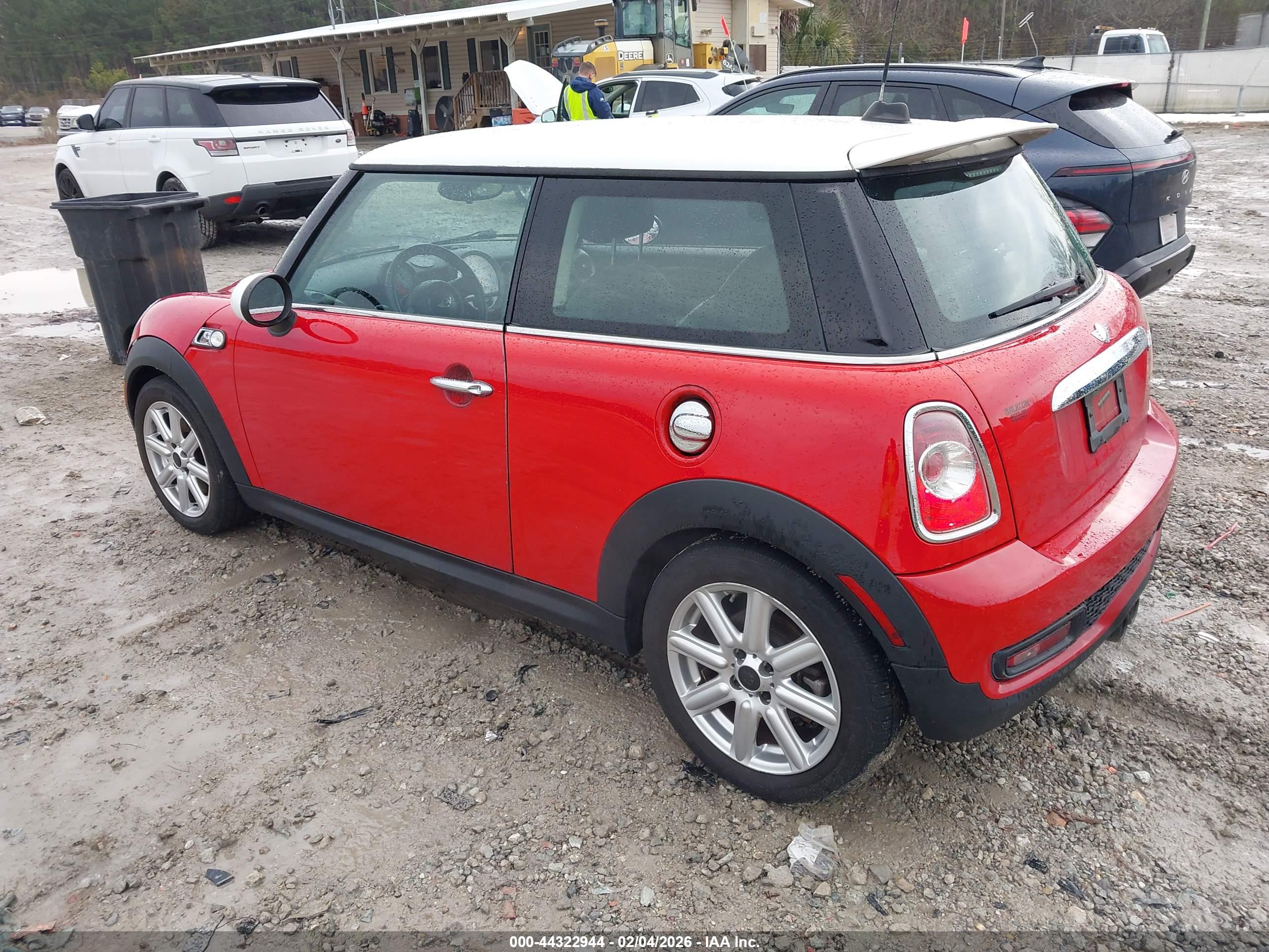 MINI COOPER image 3