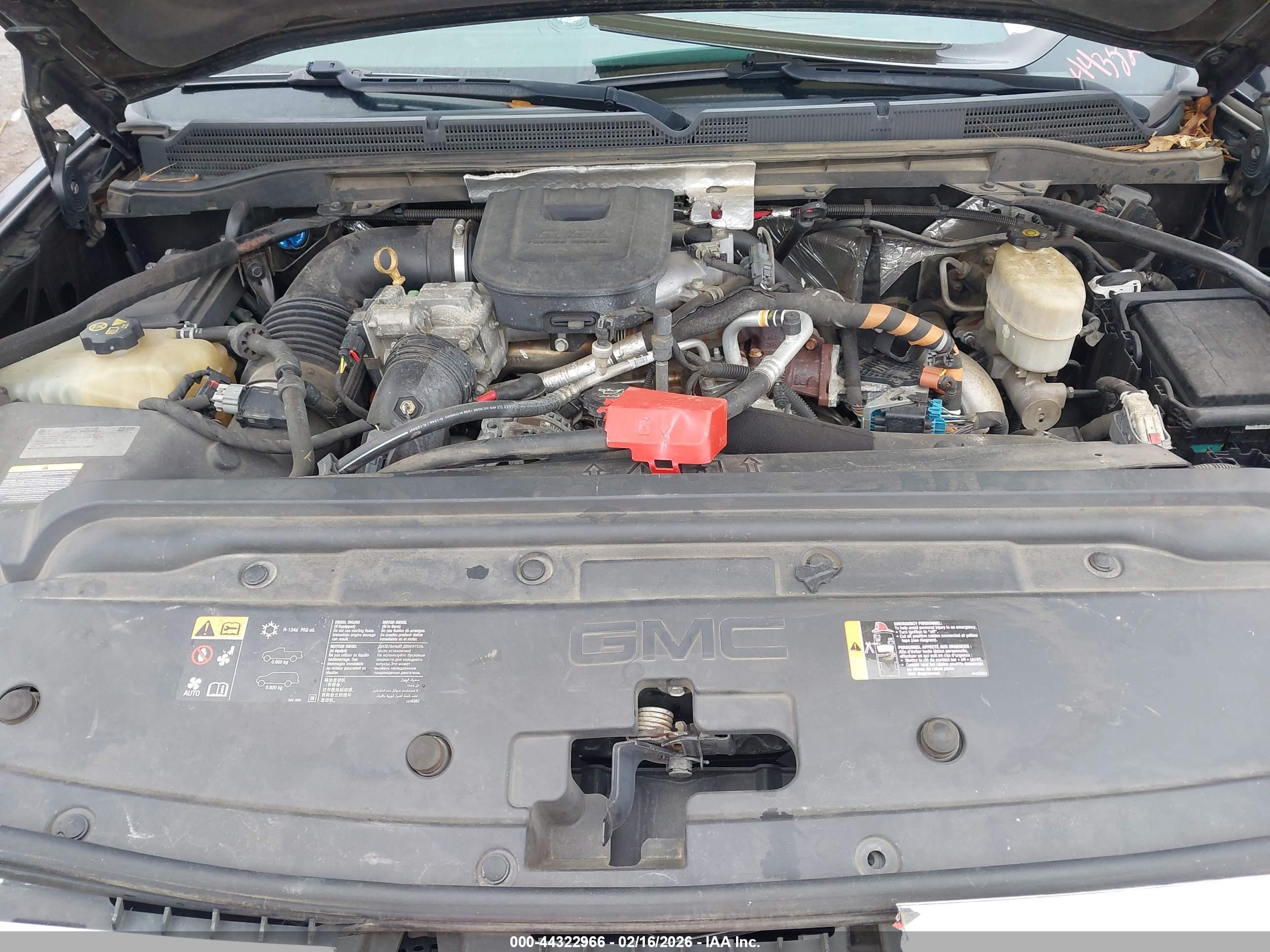 GMC SIERRA image 10