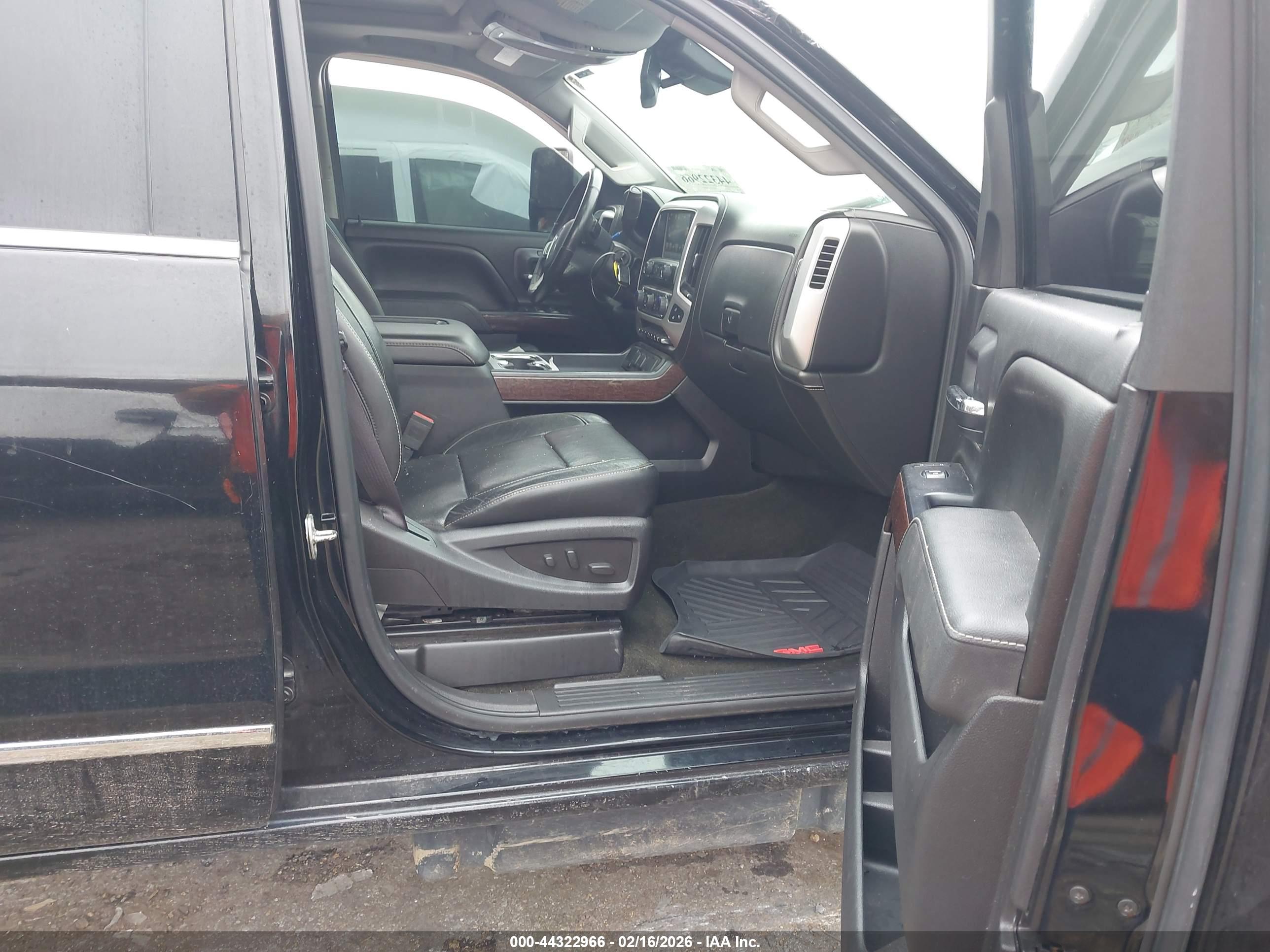 GMC SIERRA image 5