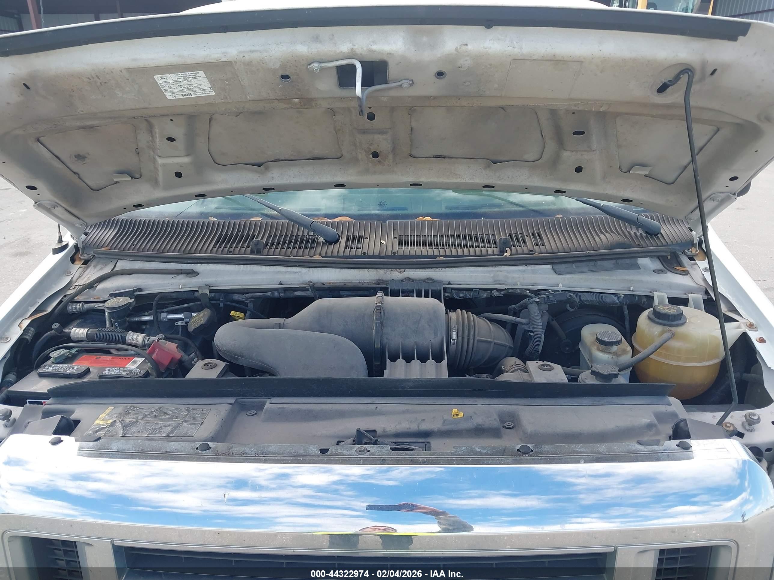 FORD E-250 image 10