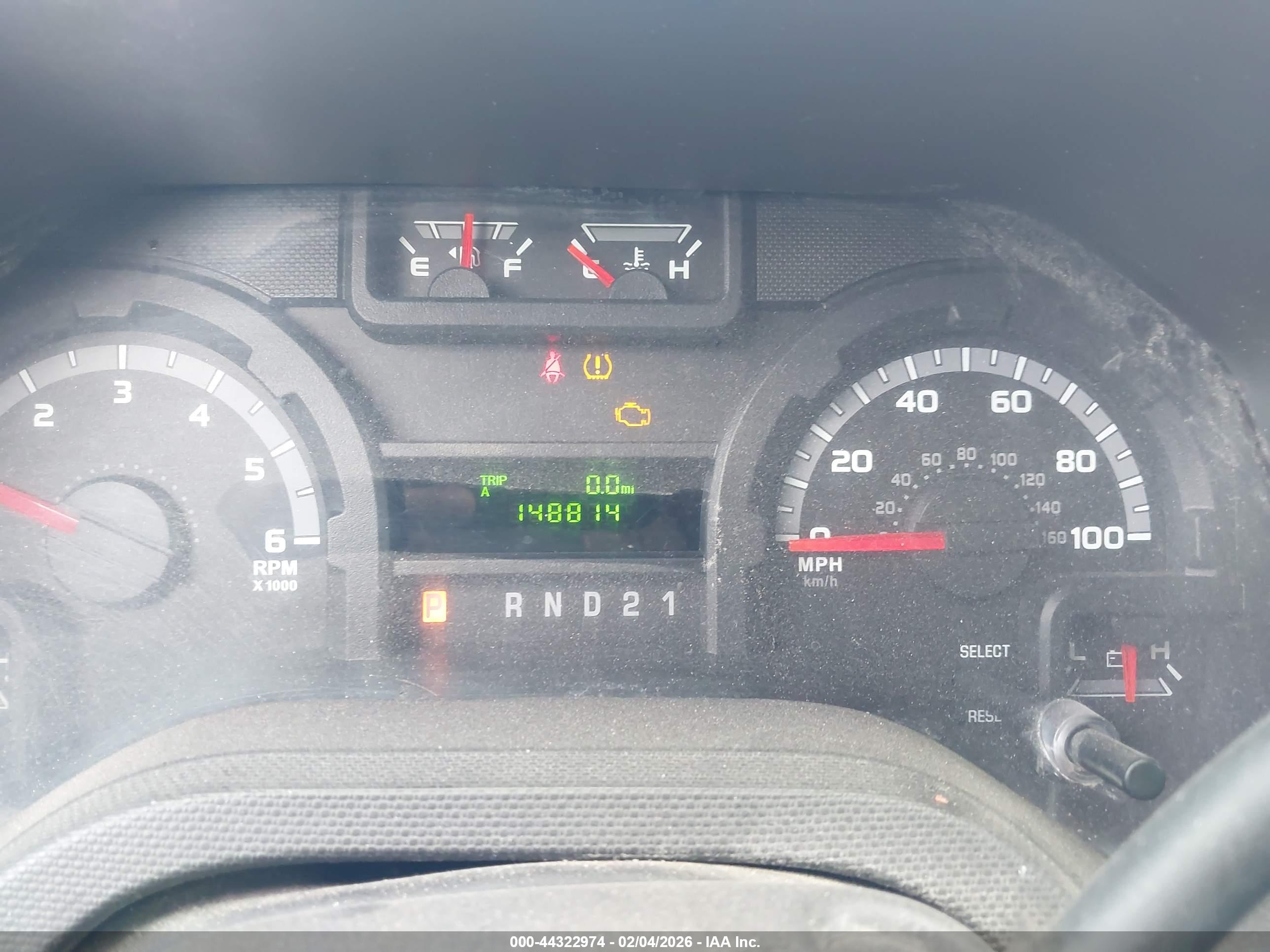 FORD E-250 image 7