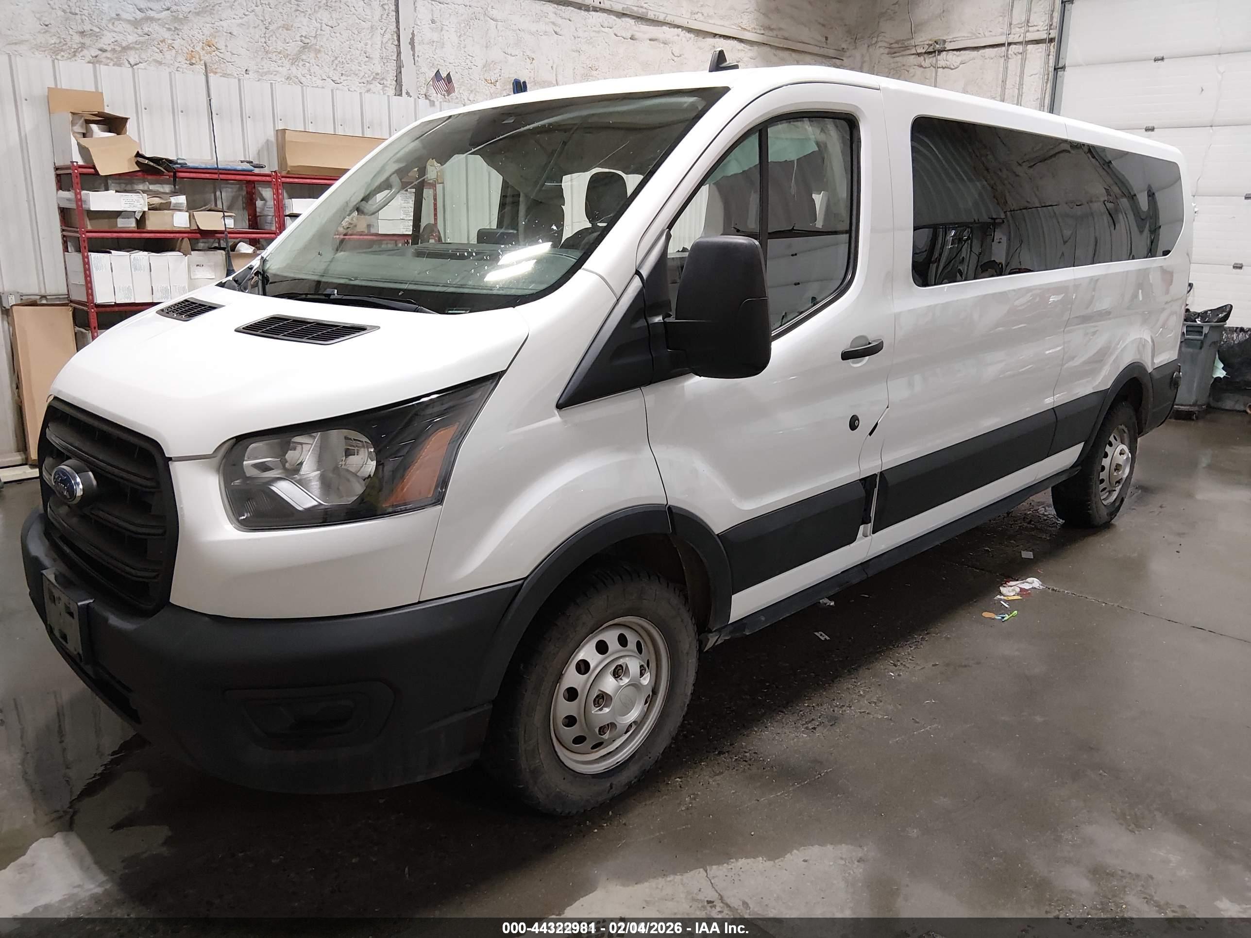 FORD TRANSIT-350 image 2