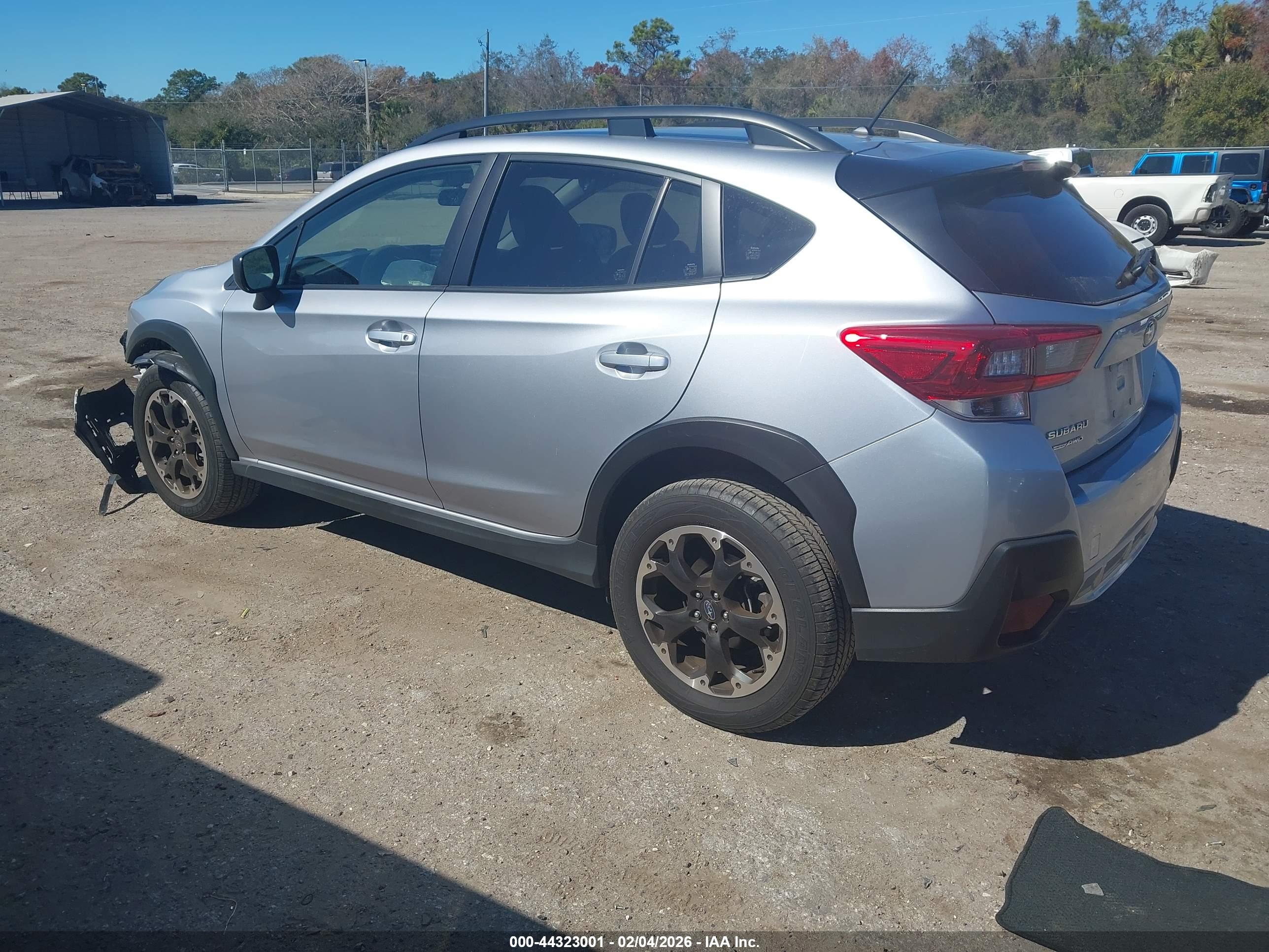 SUBARU CROSSTREK image 3
