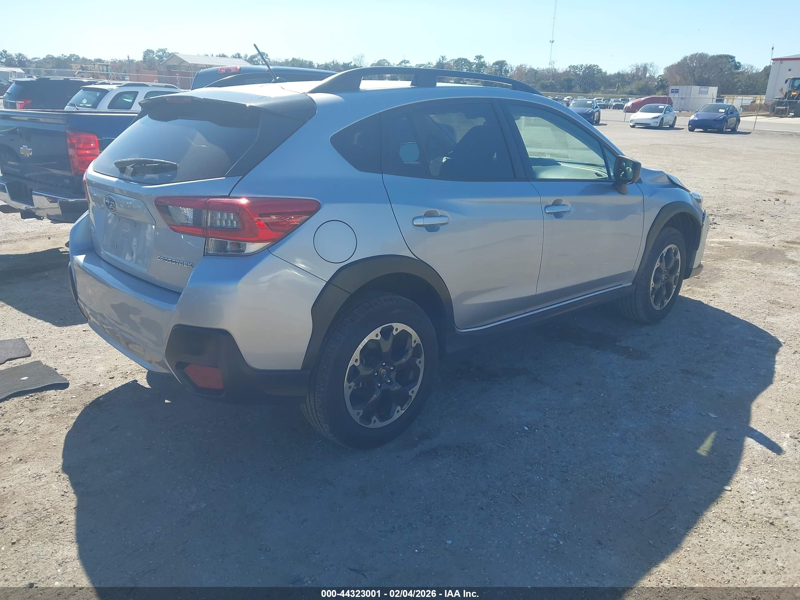 SUBARU CROSSTREK image 4