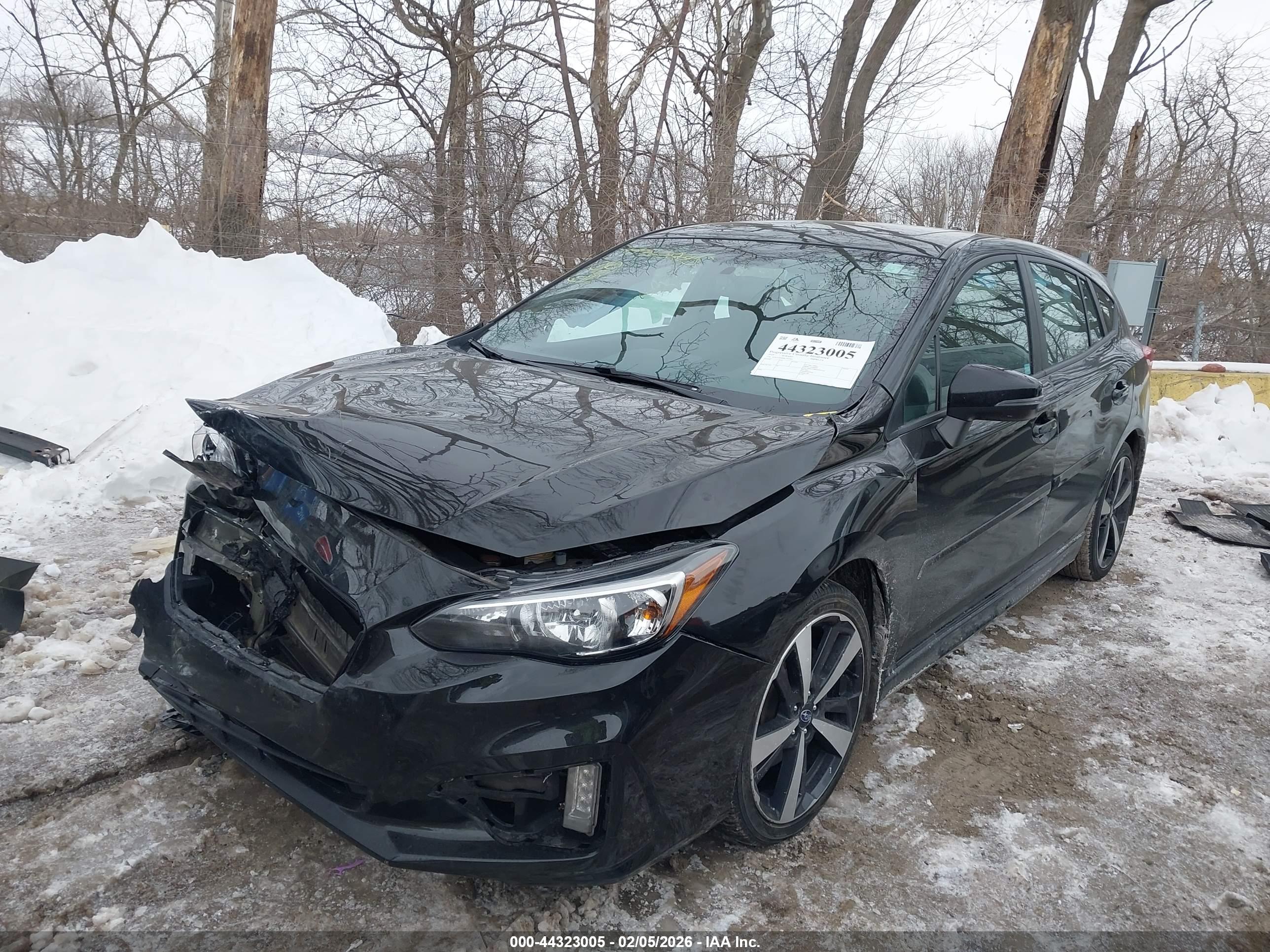 SUBARU IMPREZA image 2