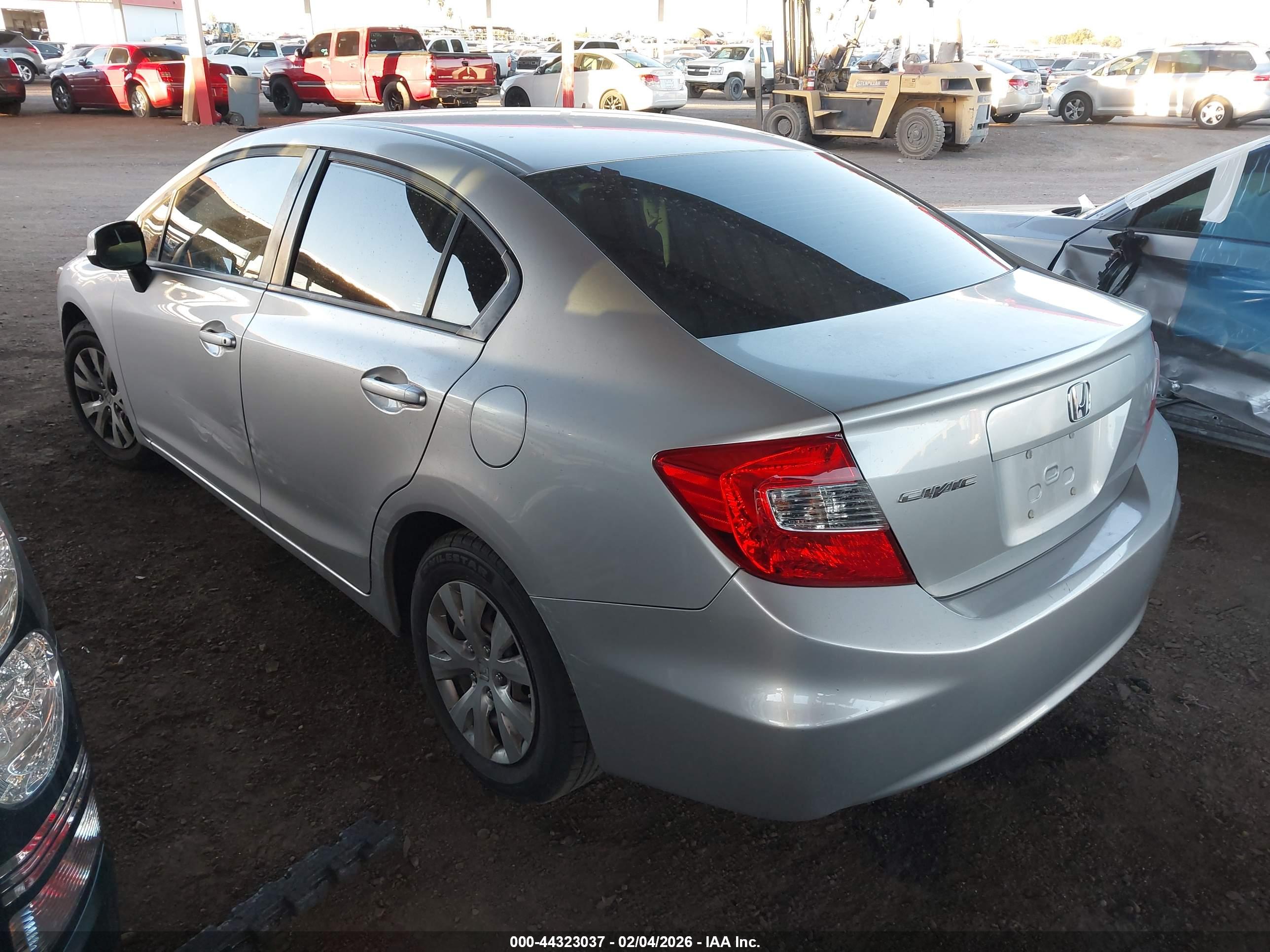 HONDA CIVIC image 3