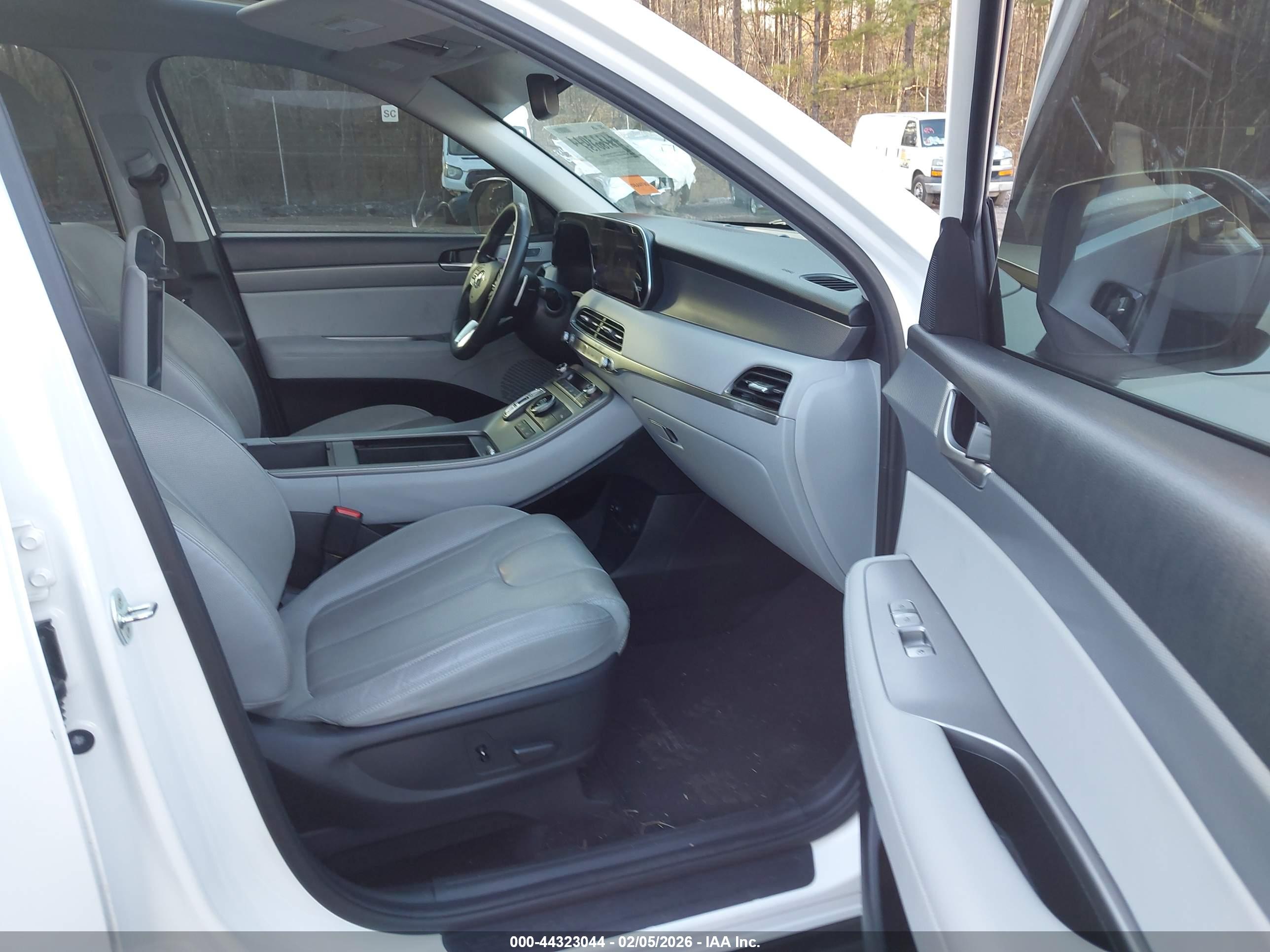 HYUNDAI PALISADE image 5