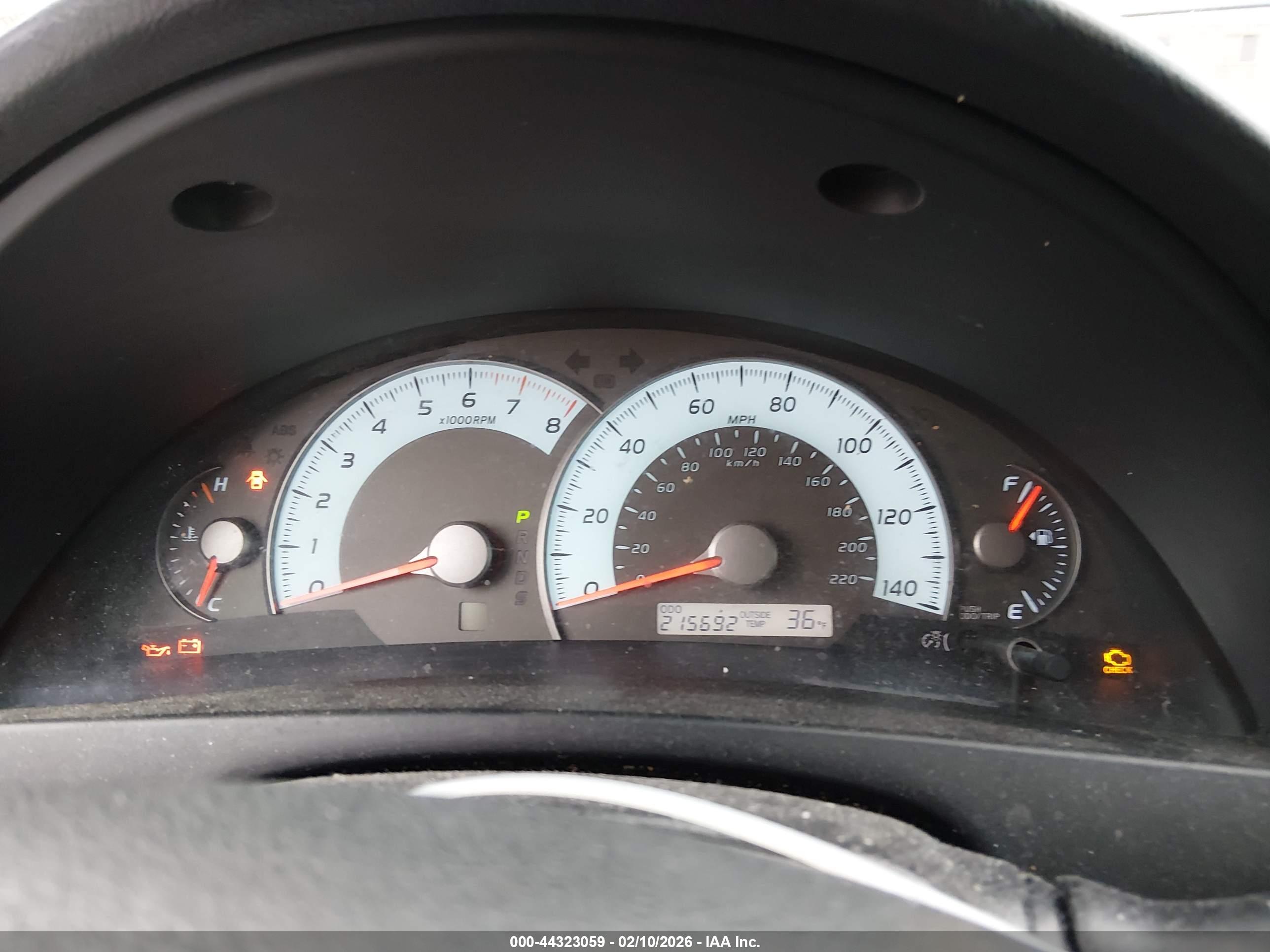 TOYOTA CAMRY image 7