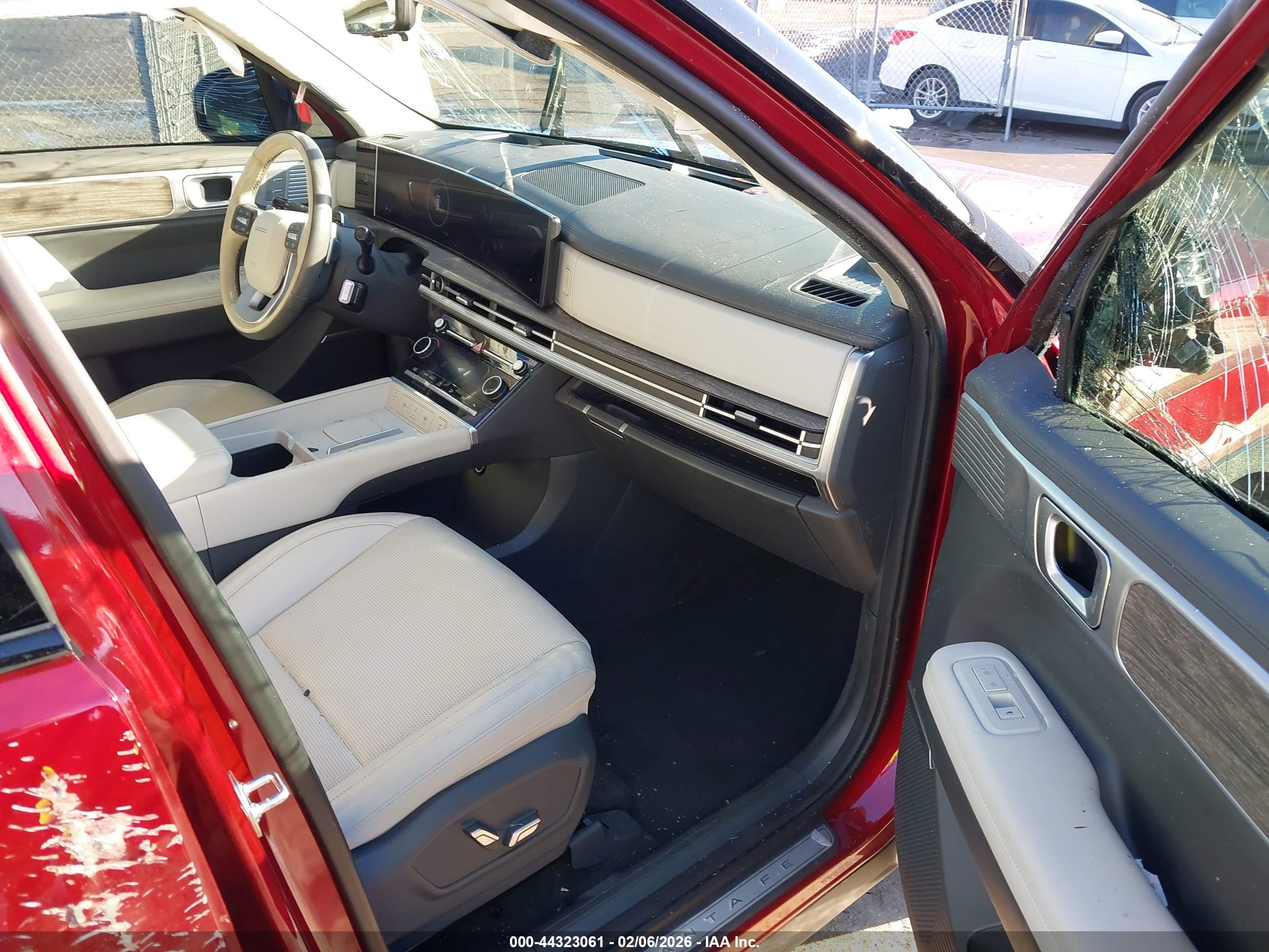 HYUNDAI SANTA image 5