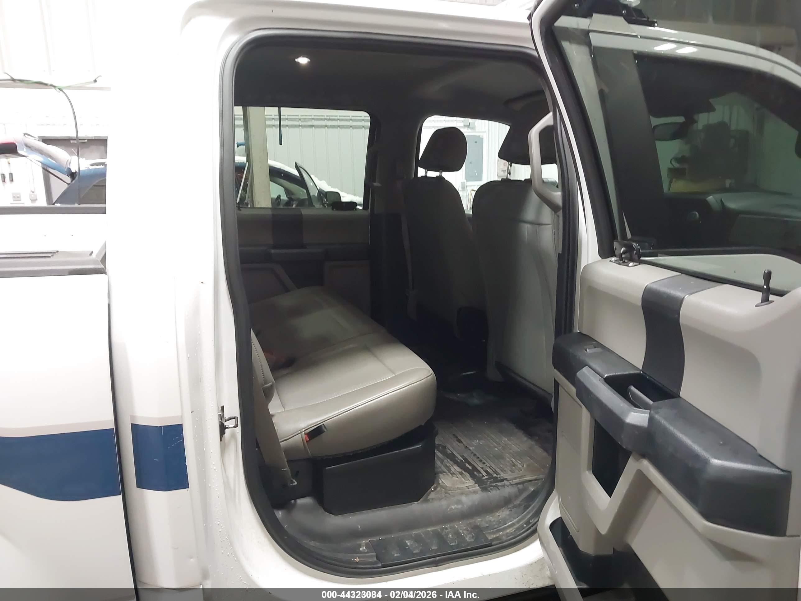 FORD F-150 image 8