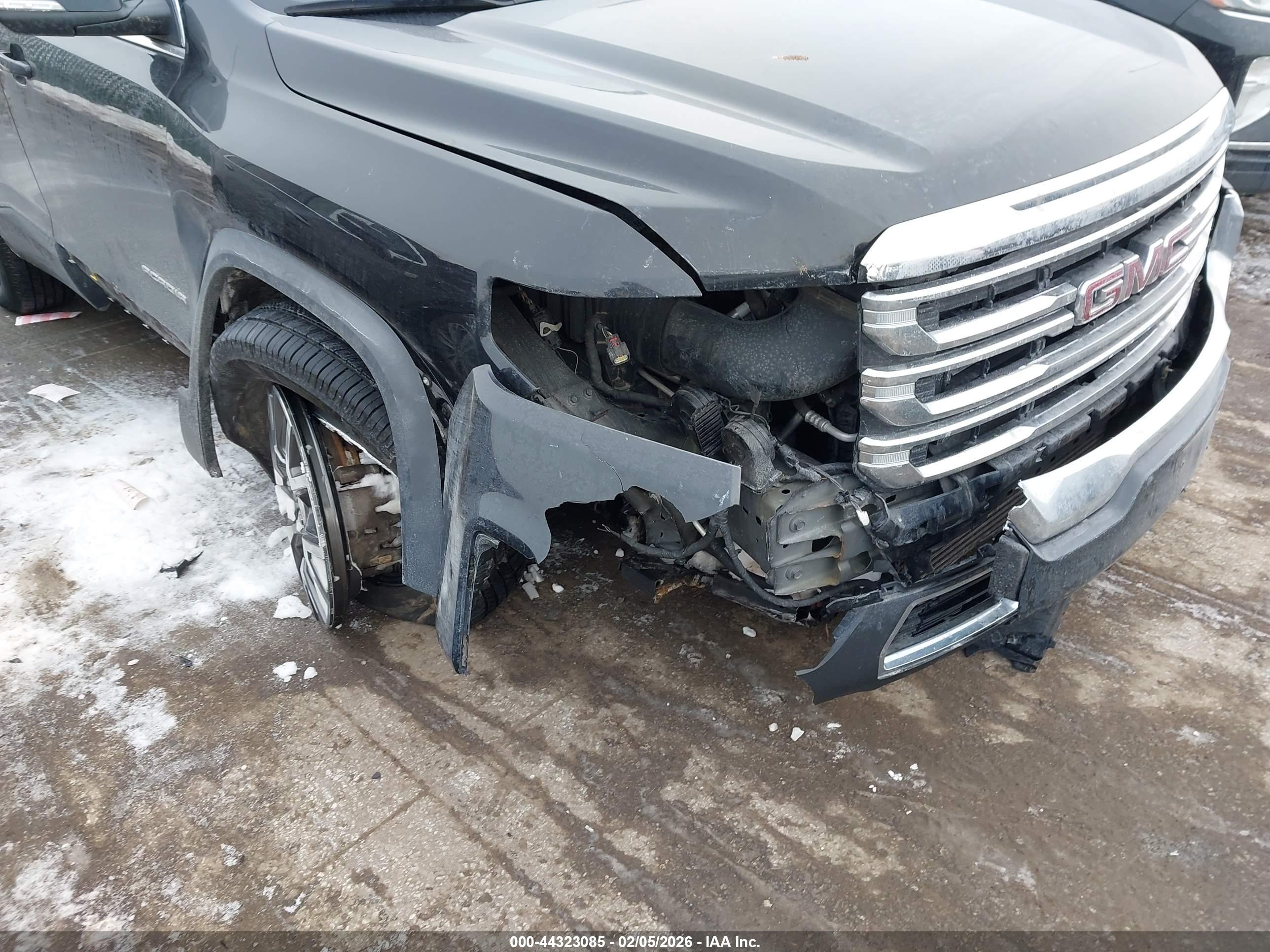 GMC ACADIA image 6