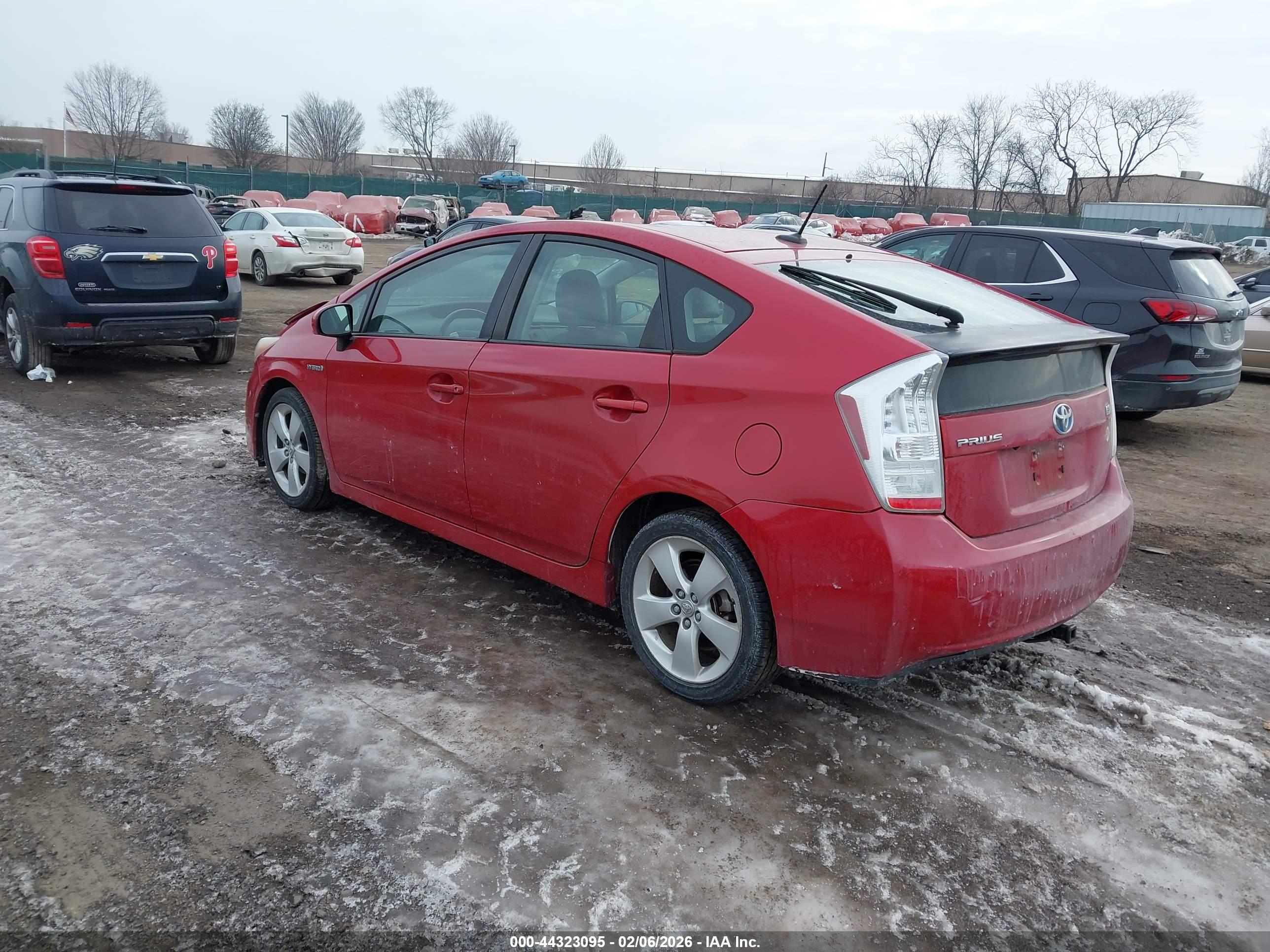 TOYOTA PRIUS image 3