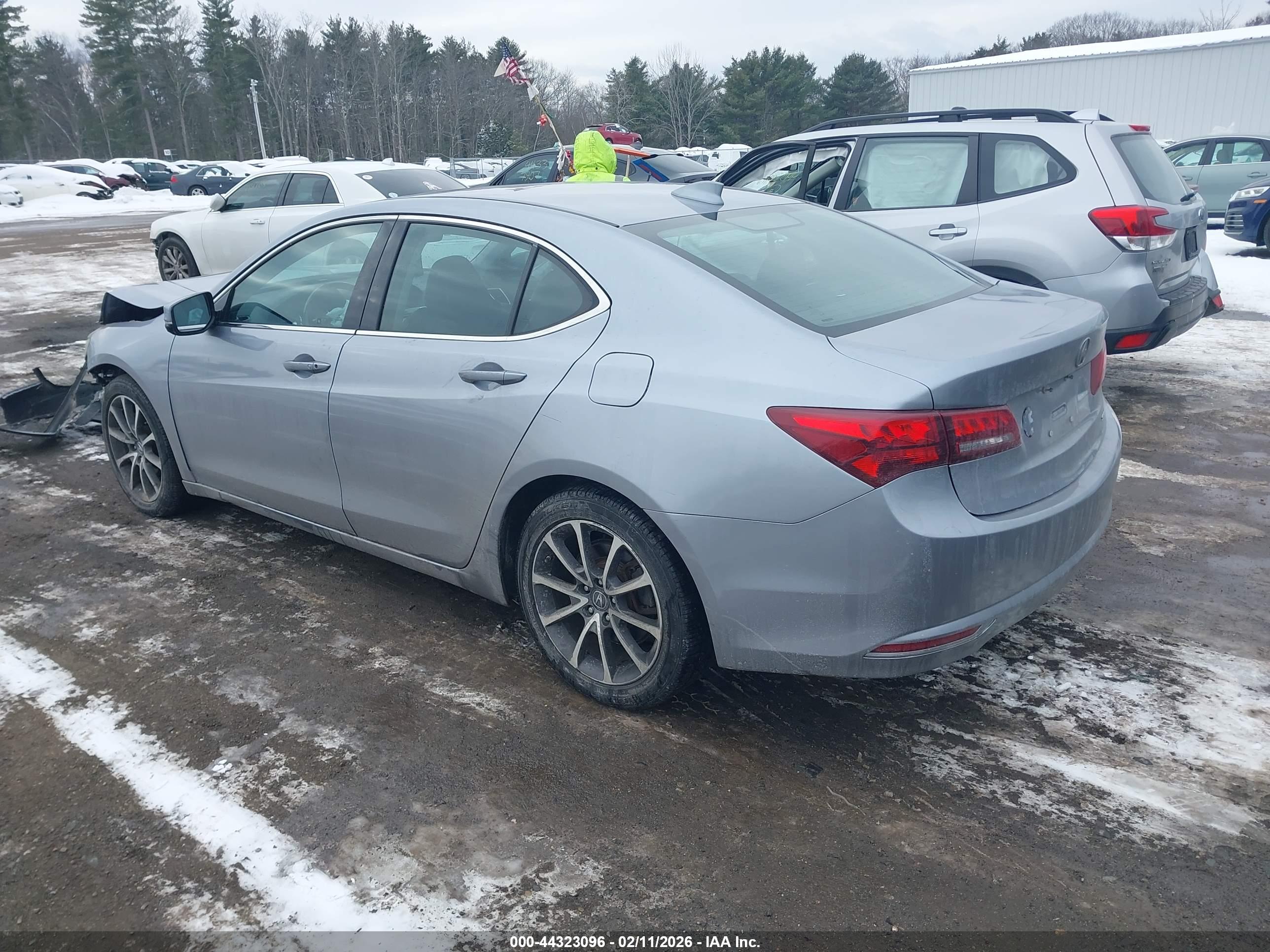 ACURA TLX image 3